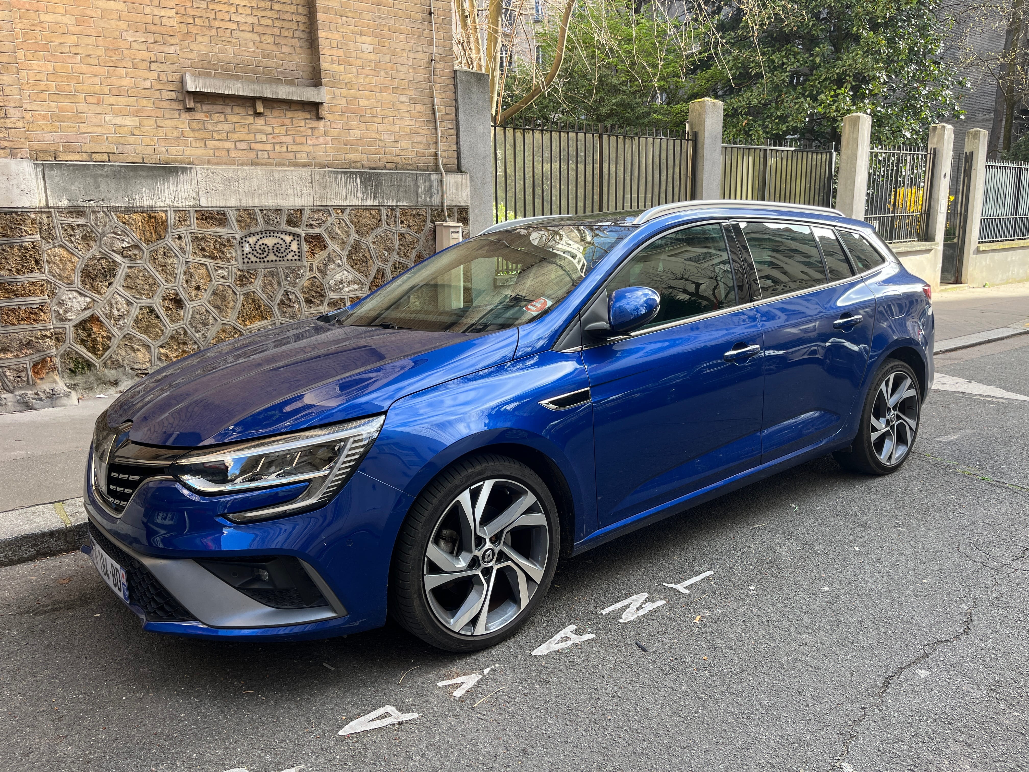 Renault Mégane, 2020, Essence 95 / Electric (hybrid), automatic