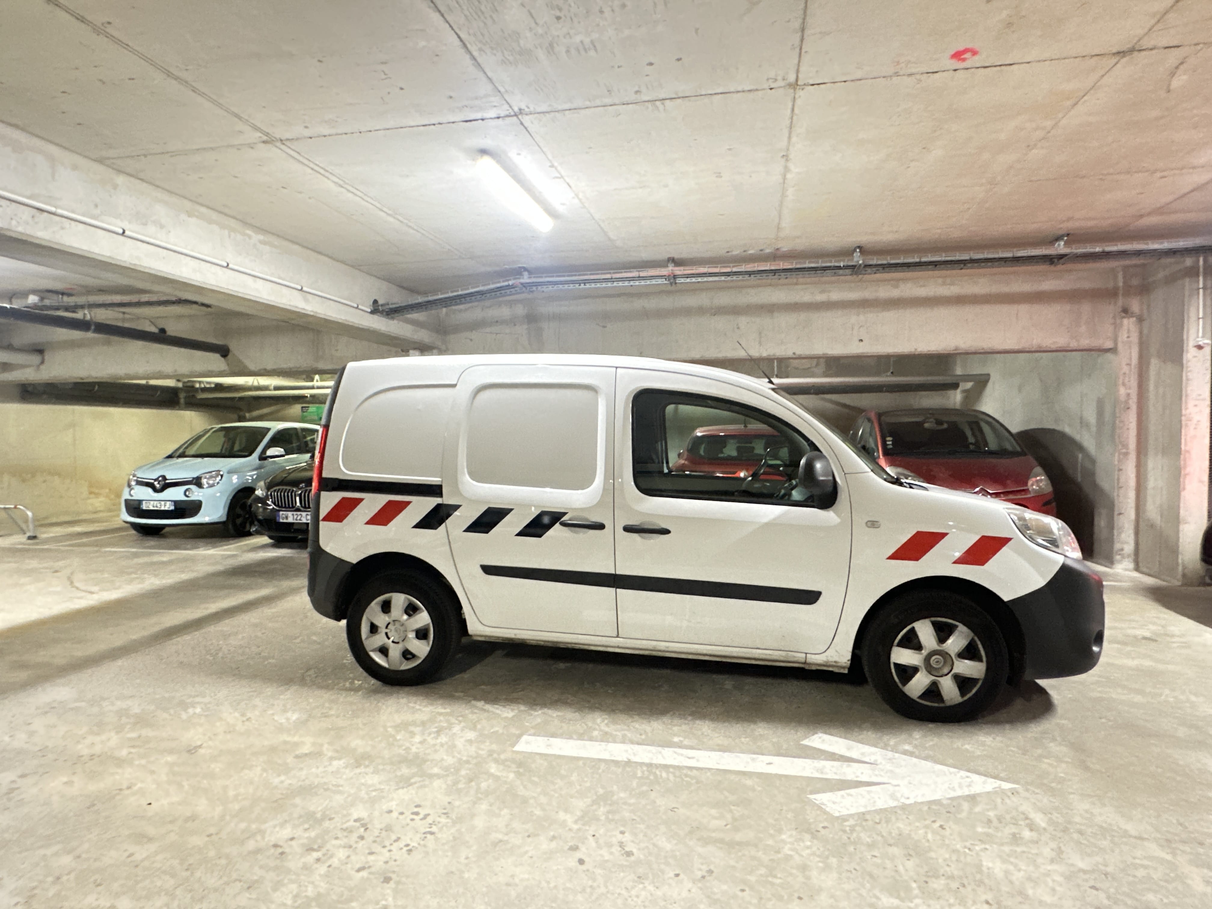 Renault Kangoo Express FQ416 KANGOO avec Entrée audio / iPod