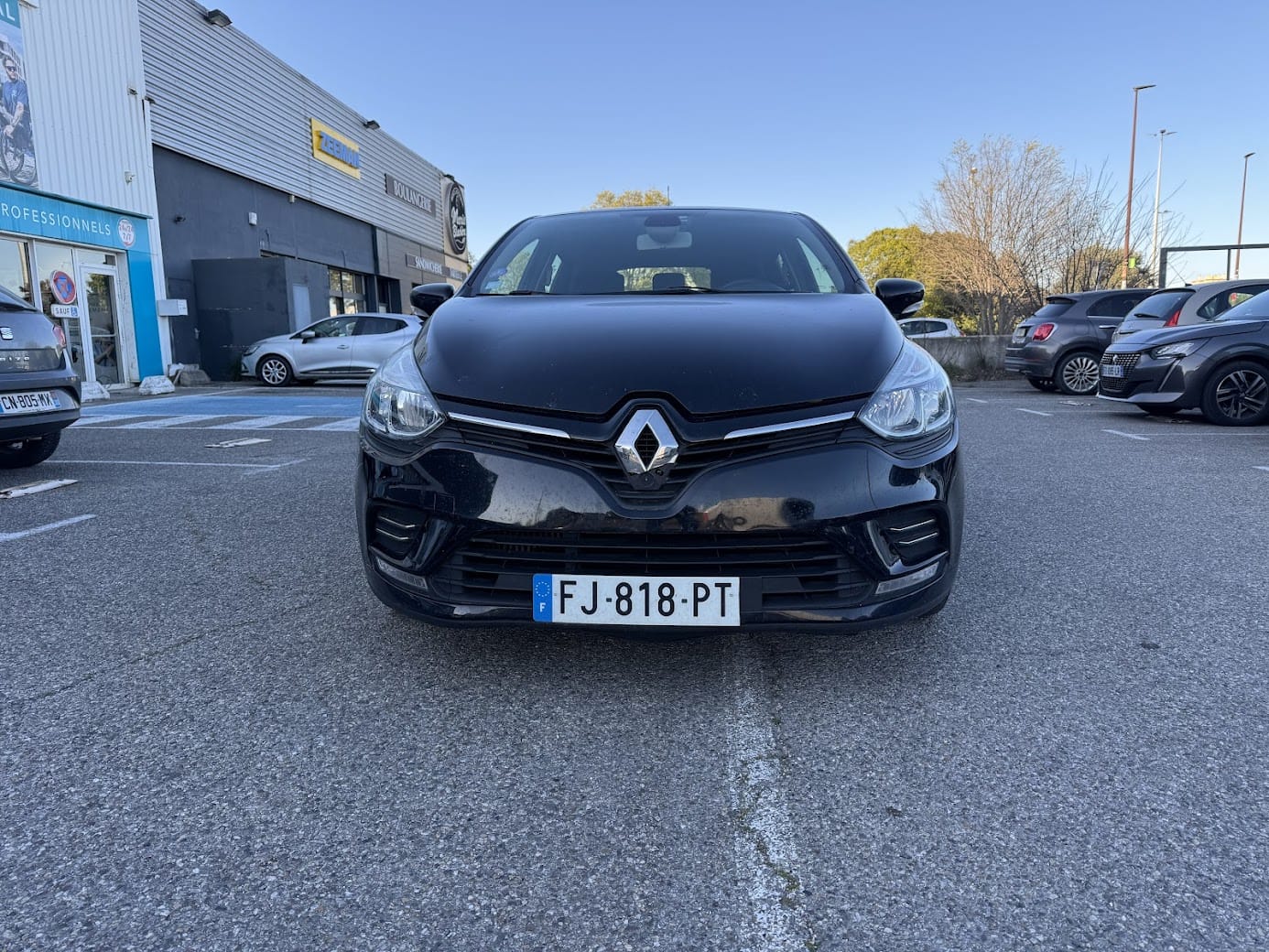 Renault Clio TCE 90 ess FJ818PT avec Régulateur de vitesse
