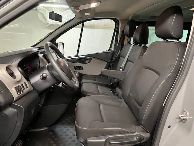 Renault Trafic Passenger avec Android Auto