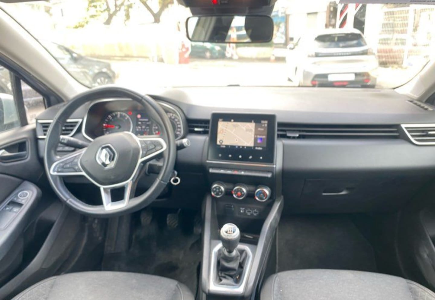Renault Clio avec GPS