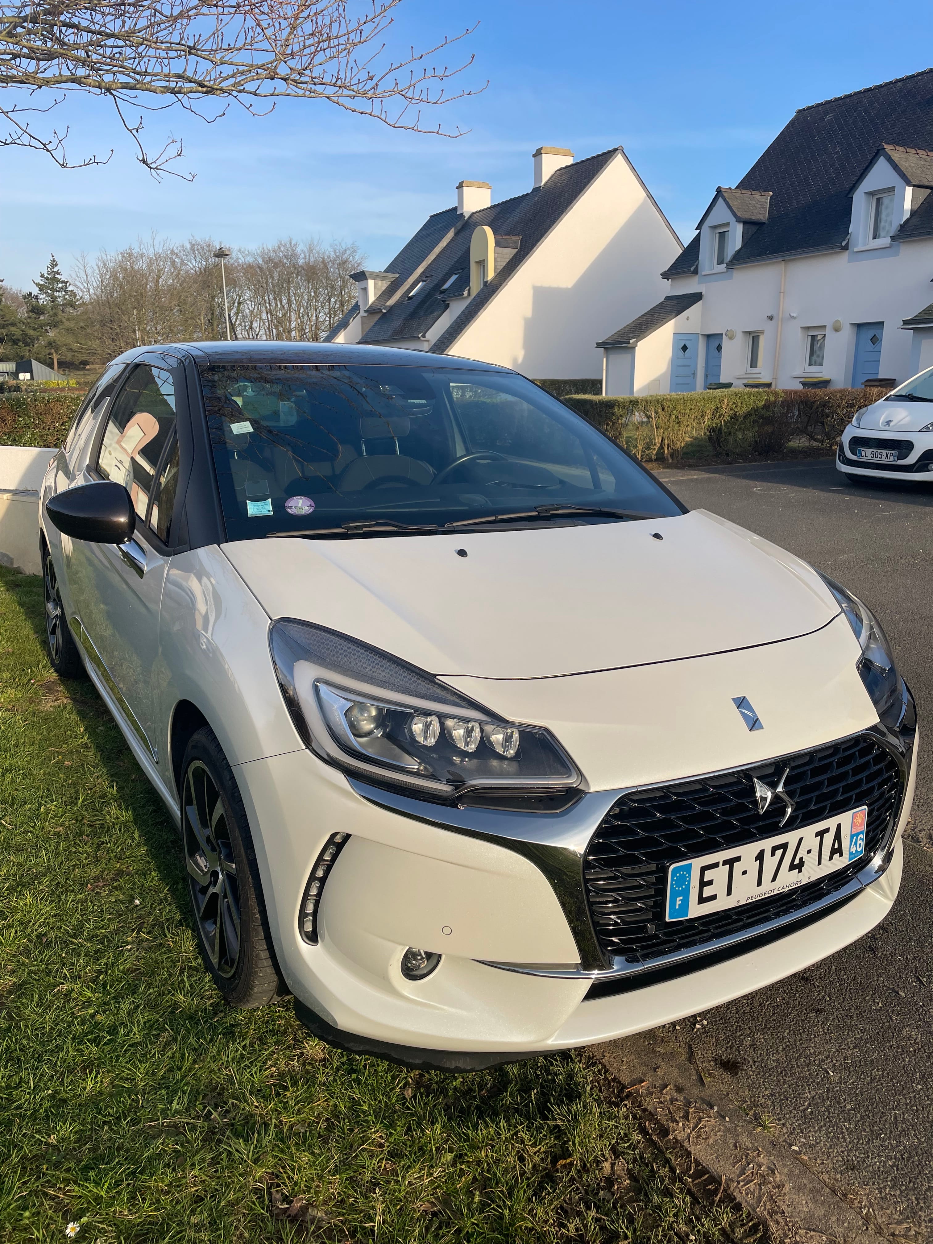 DS 3 1,2 130 avec GPS