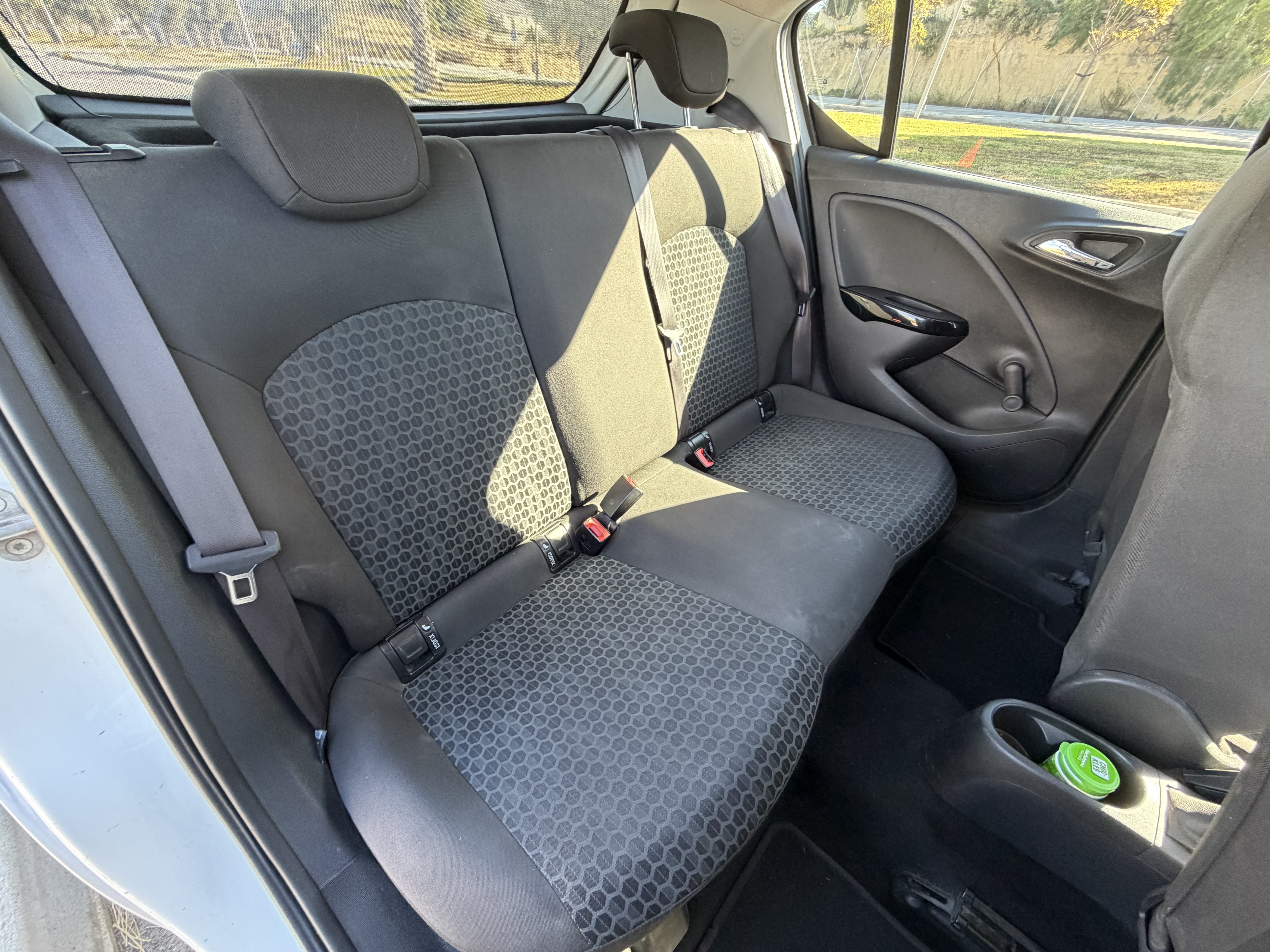Opel Corsa-E avec Siège bébé