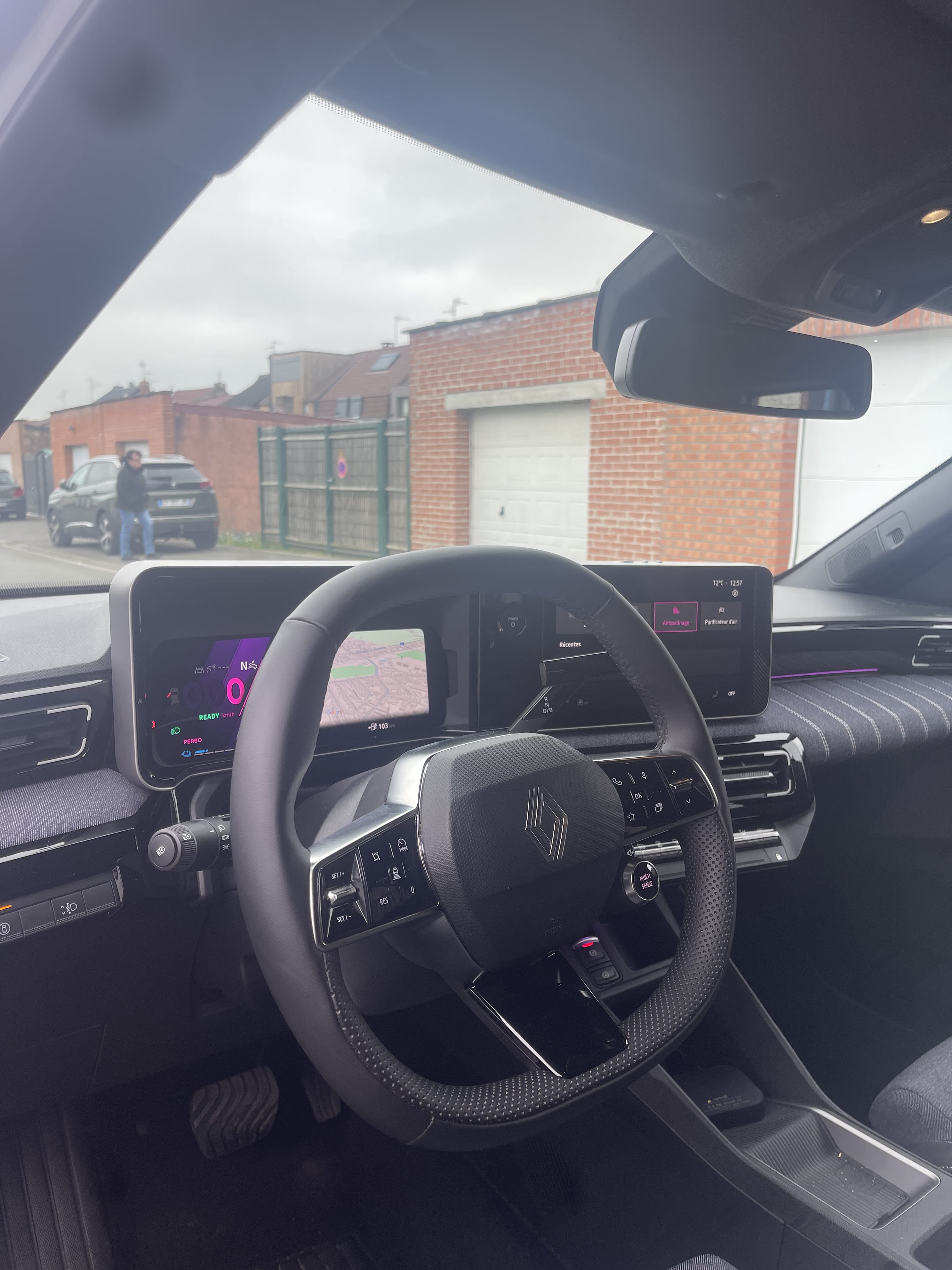 Renault 5 E-Tech avec GPS