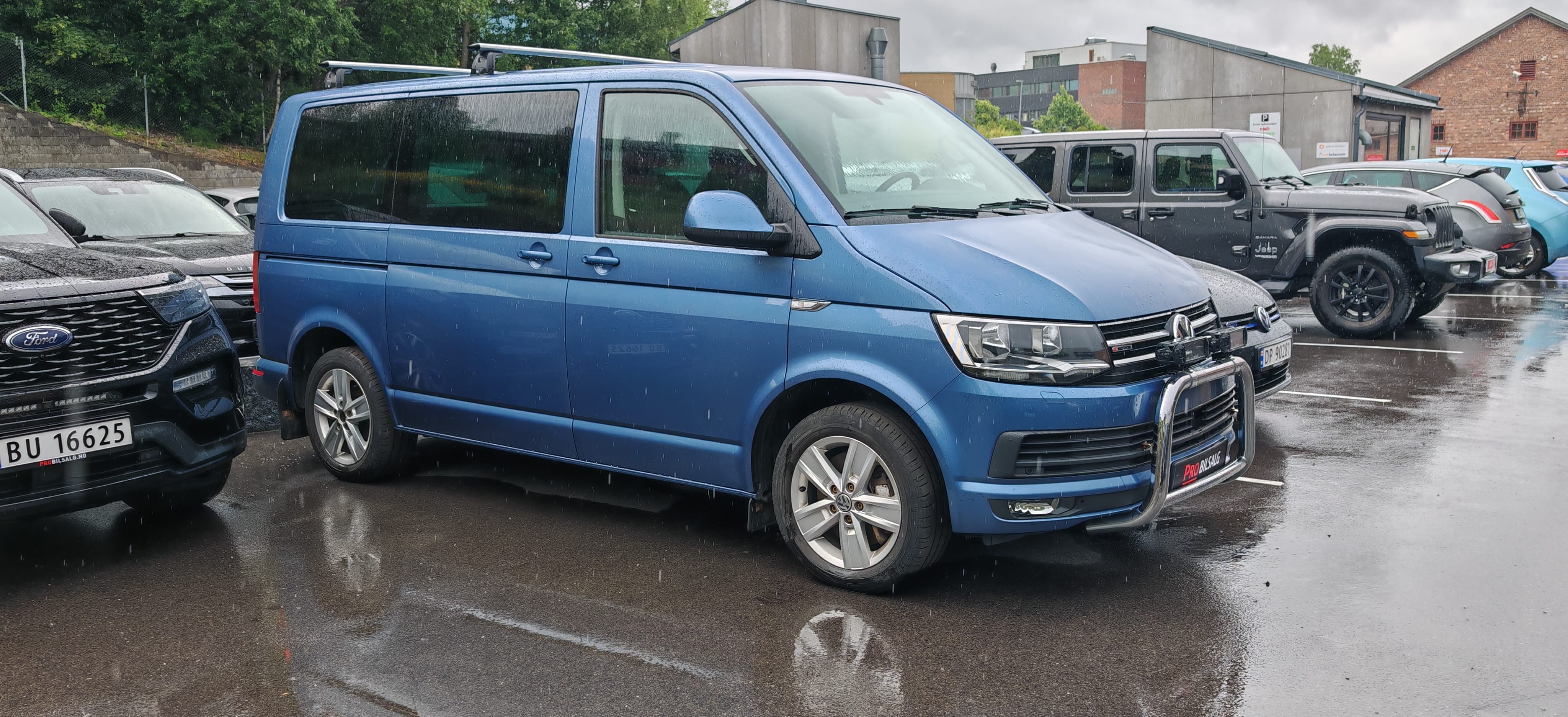 Volkswagen Multivan med Aircondition