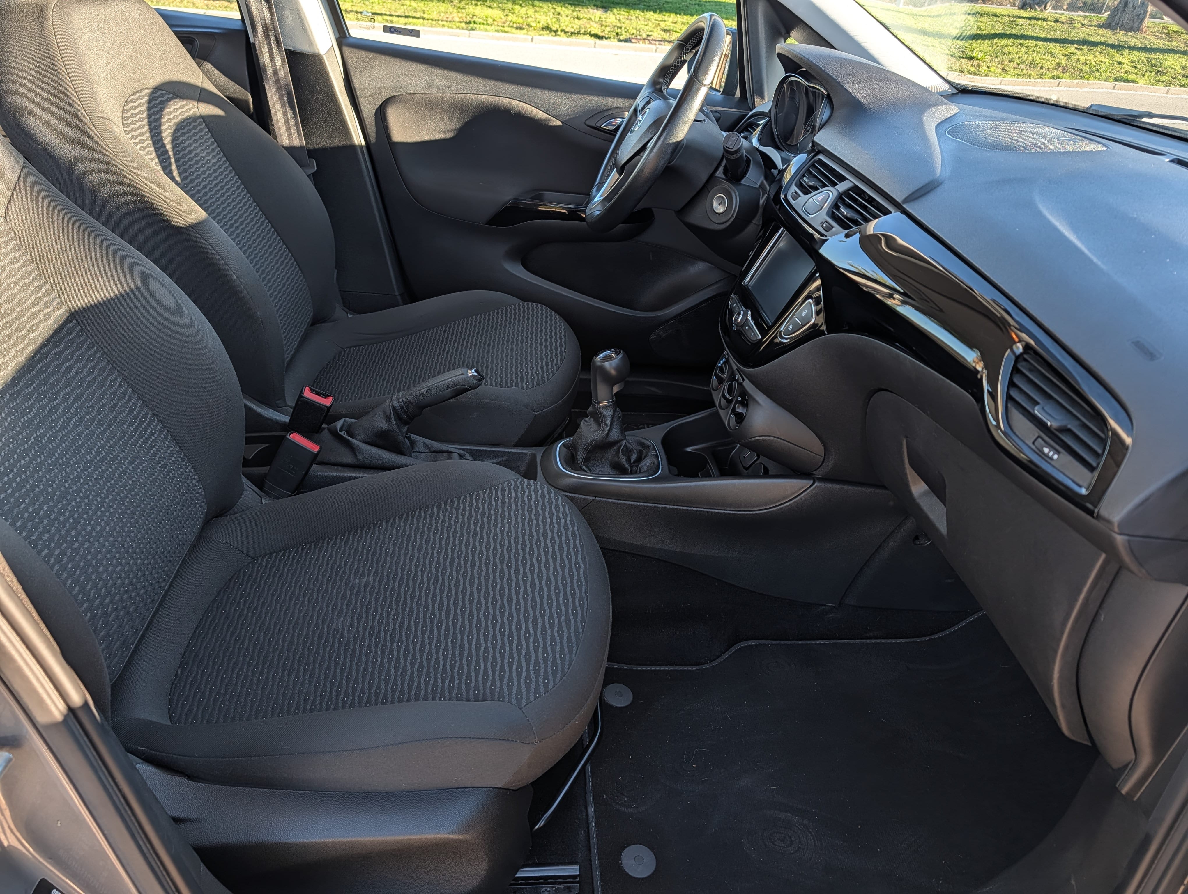 Opel Corsa med Bluetooth audio