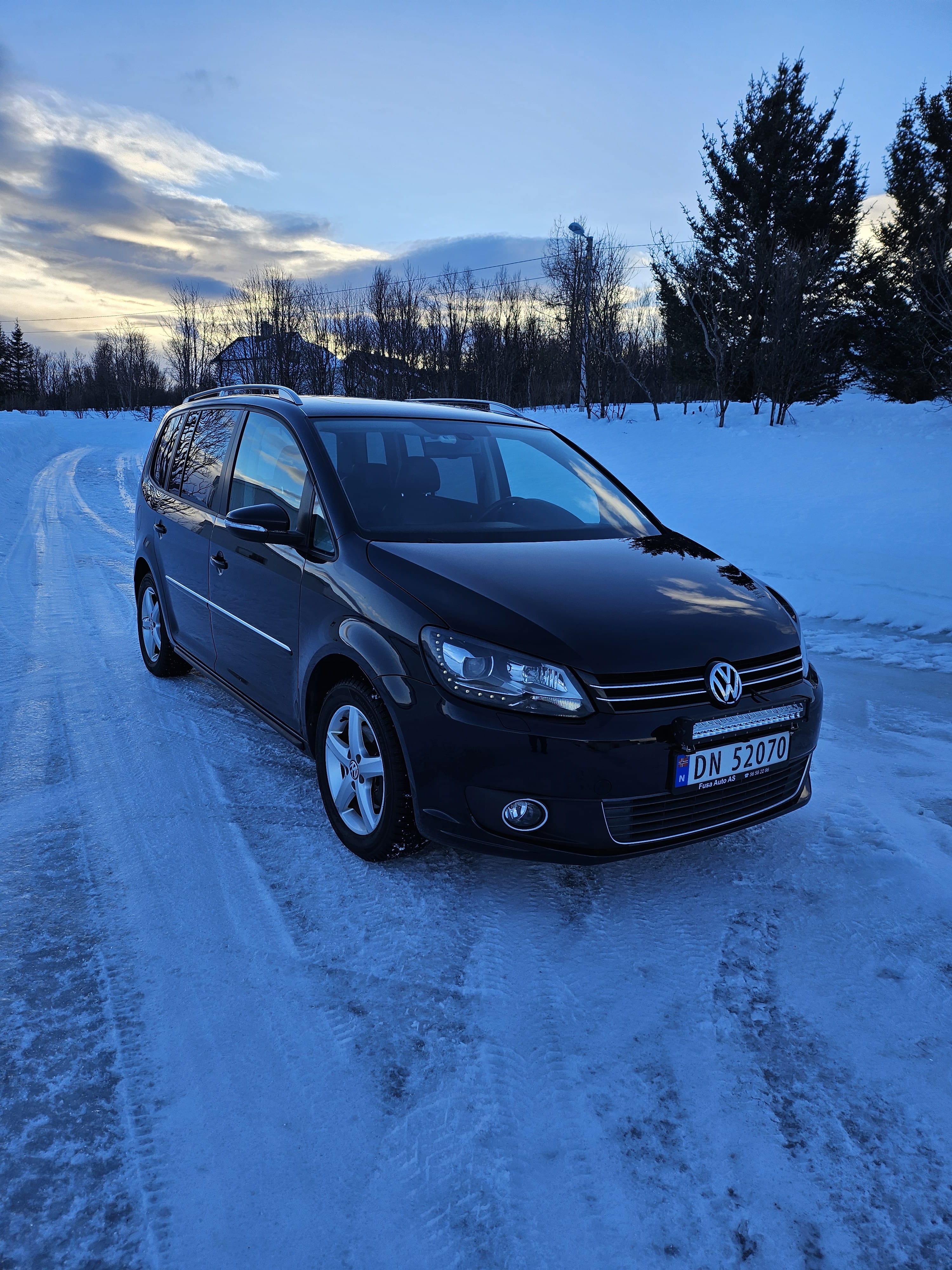 Volkswagen Touran, 2010, Diesel, automatisch, 7 zitplaatsen