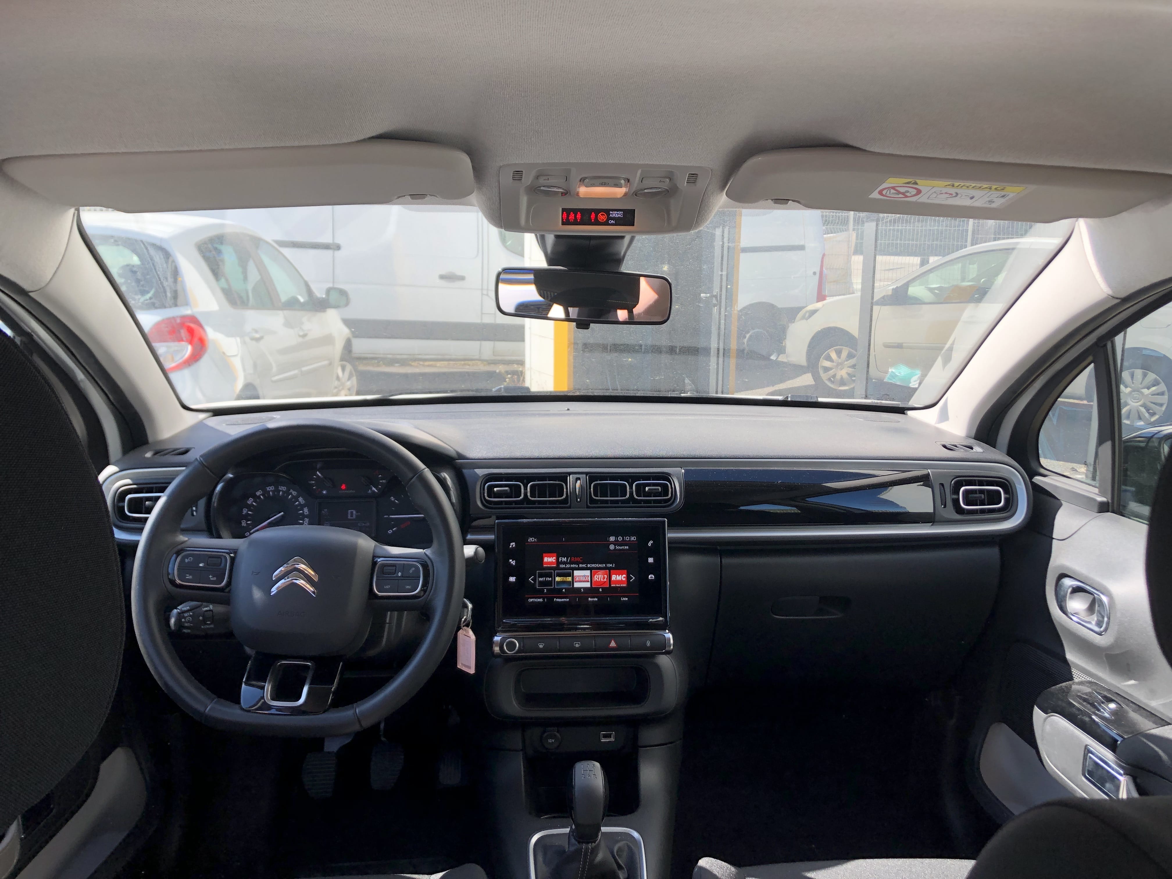 Citroen C3 Éco - Confort, technologie et flexibilité 24/7 à Bordeaux avec Régulateur de vitesse