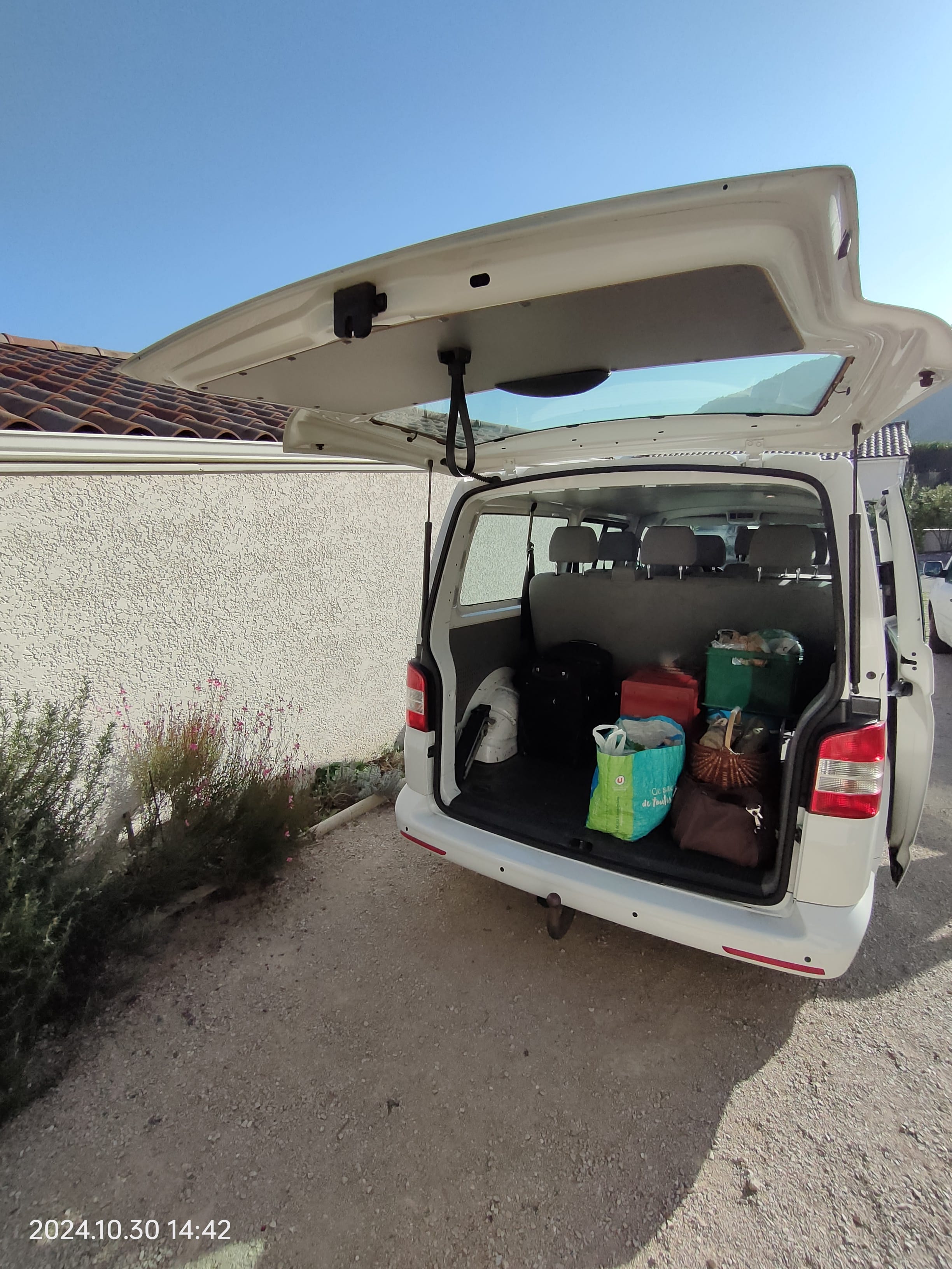 Volkswagen Transporter Combi pneu neige très grand coffre avec Climatisation
