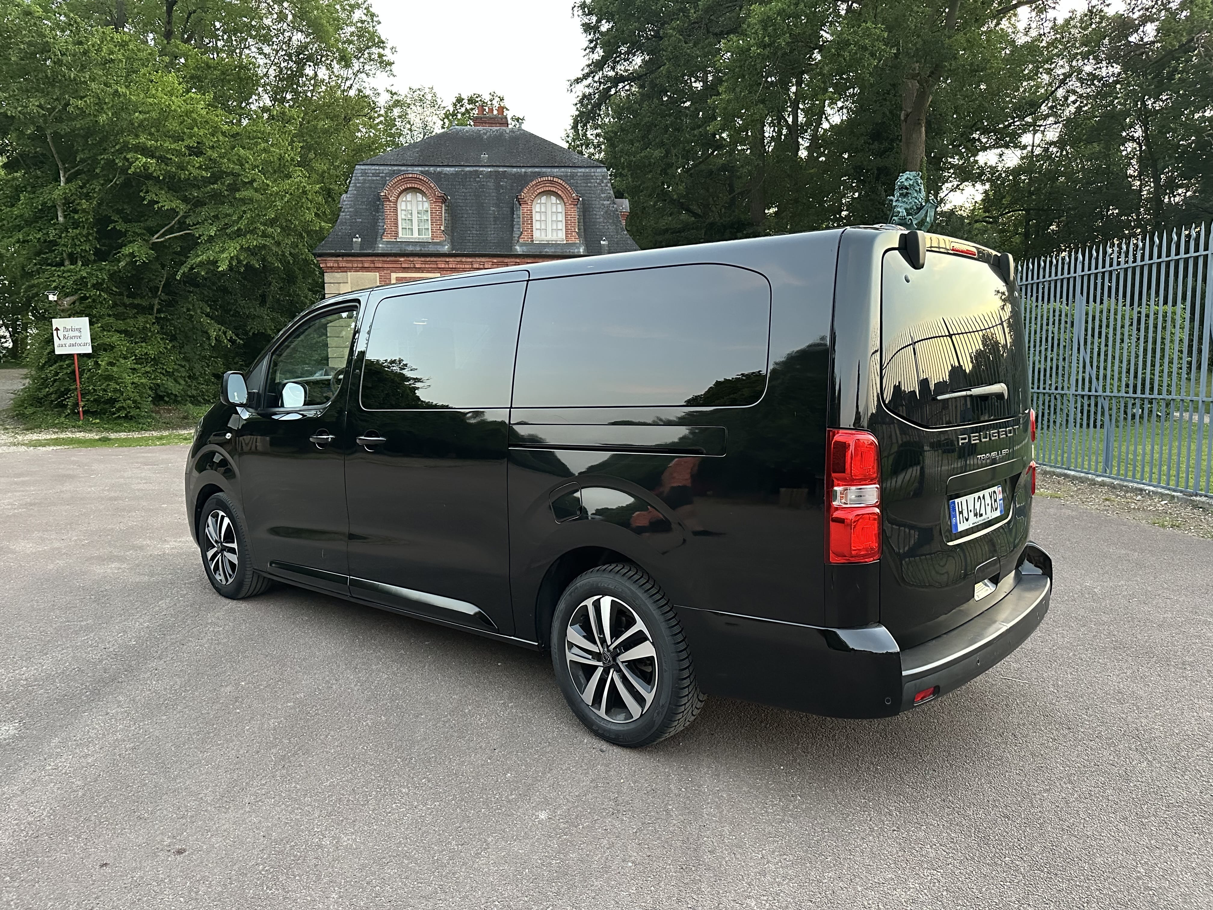 Peugeot Traveller avec GPS