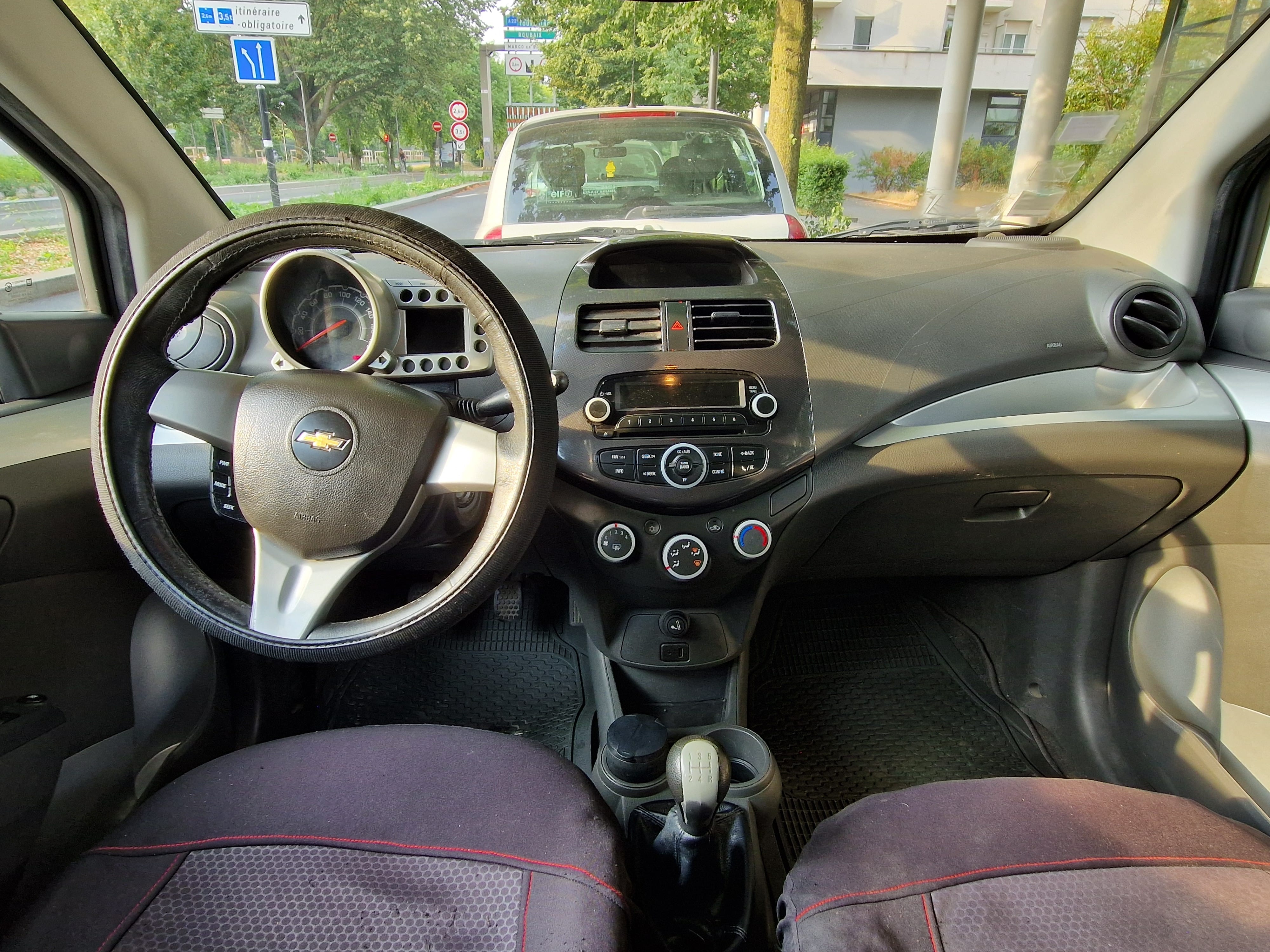 Chevrolet Spark LS CVT avec Régulateur de vitesse