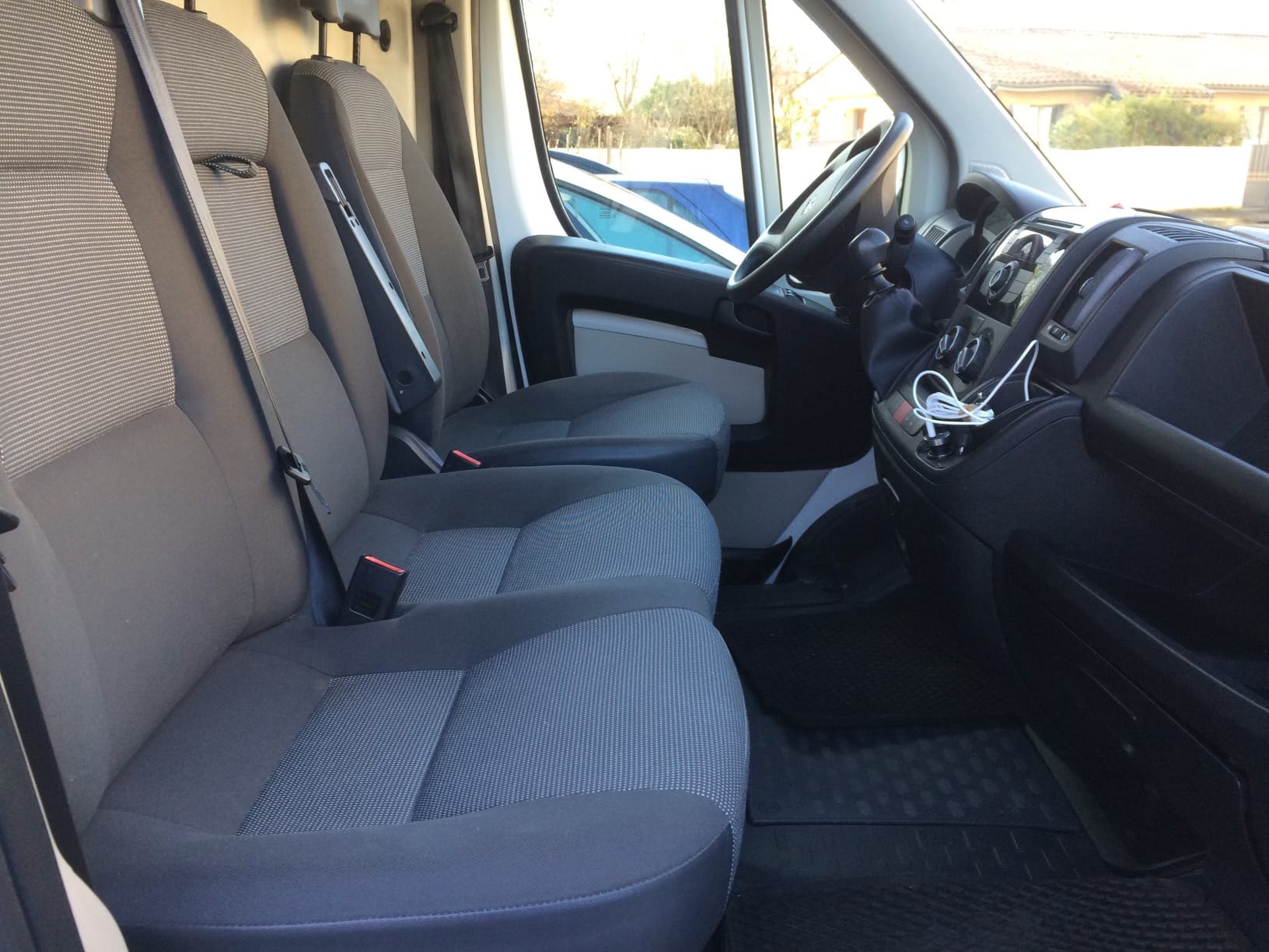 Peugeot Boxer 2,2 HDI / boîte 6 / caméra de recul