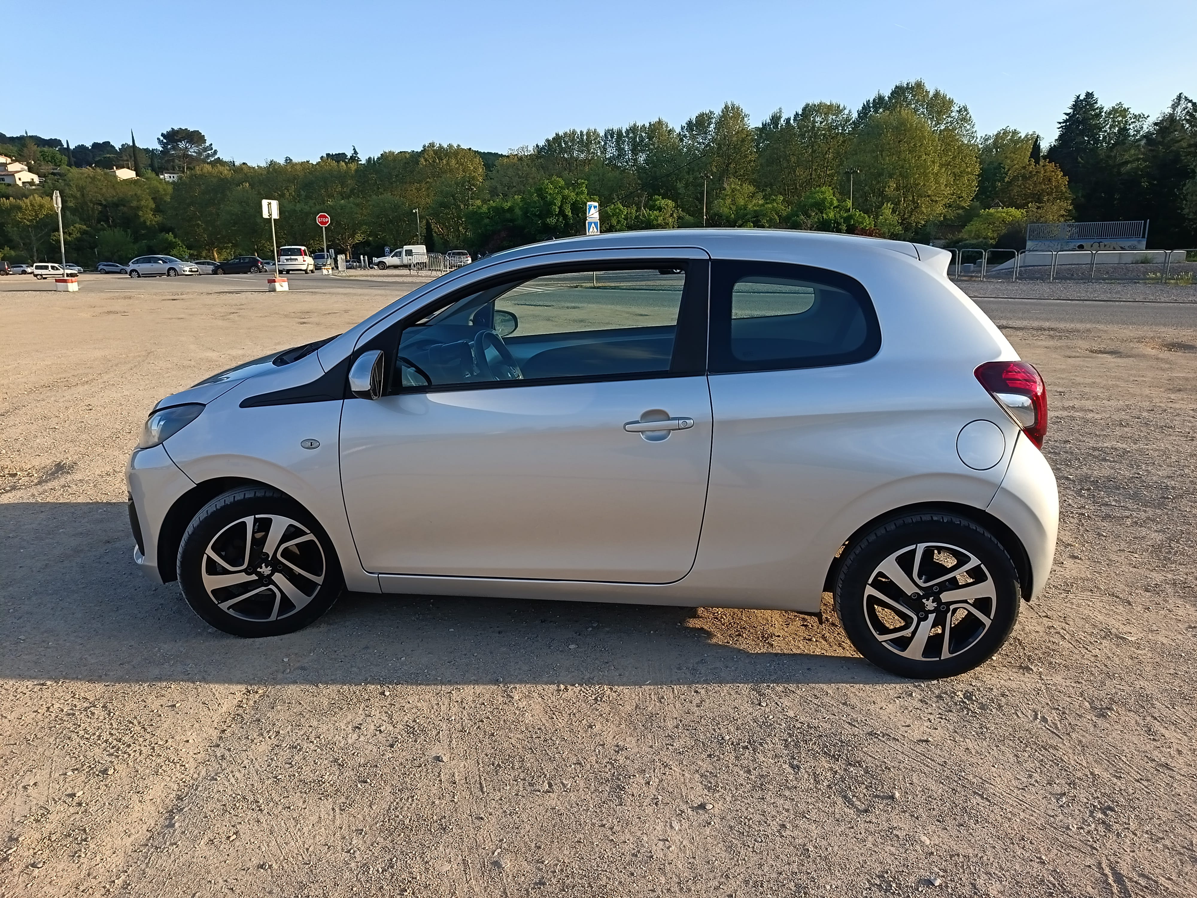 Peugeot 108 avec Climatisation