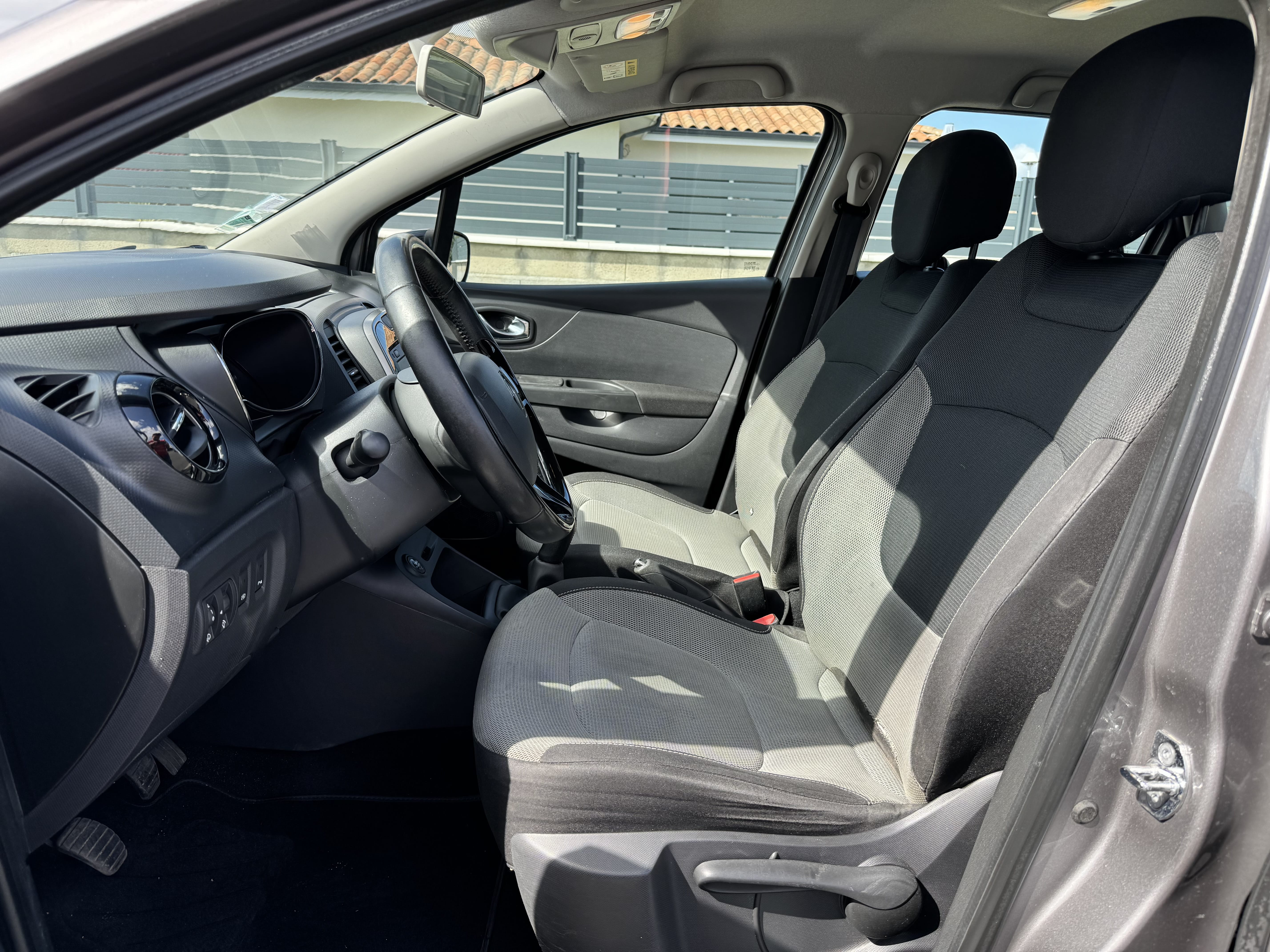 Renault Captur 1.5 DCI 90 avec Entrée audio / iPod