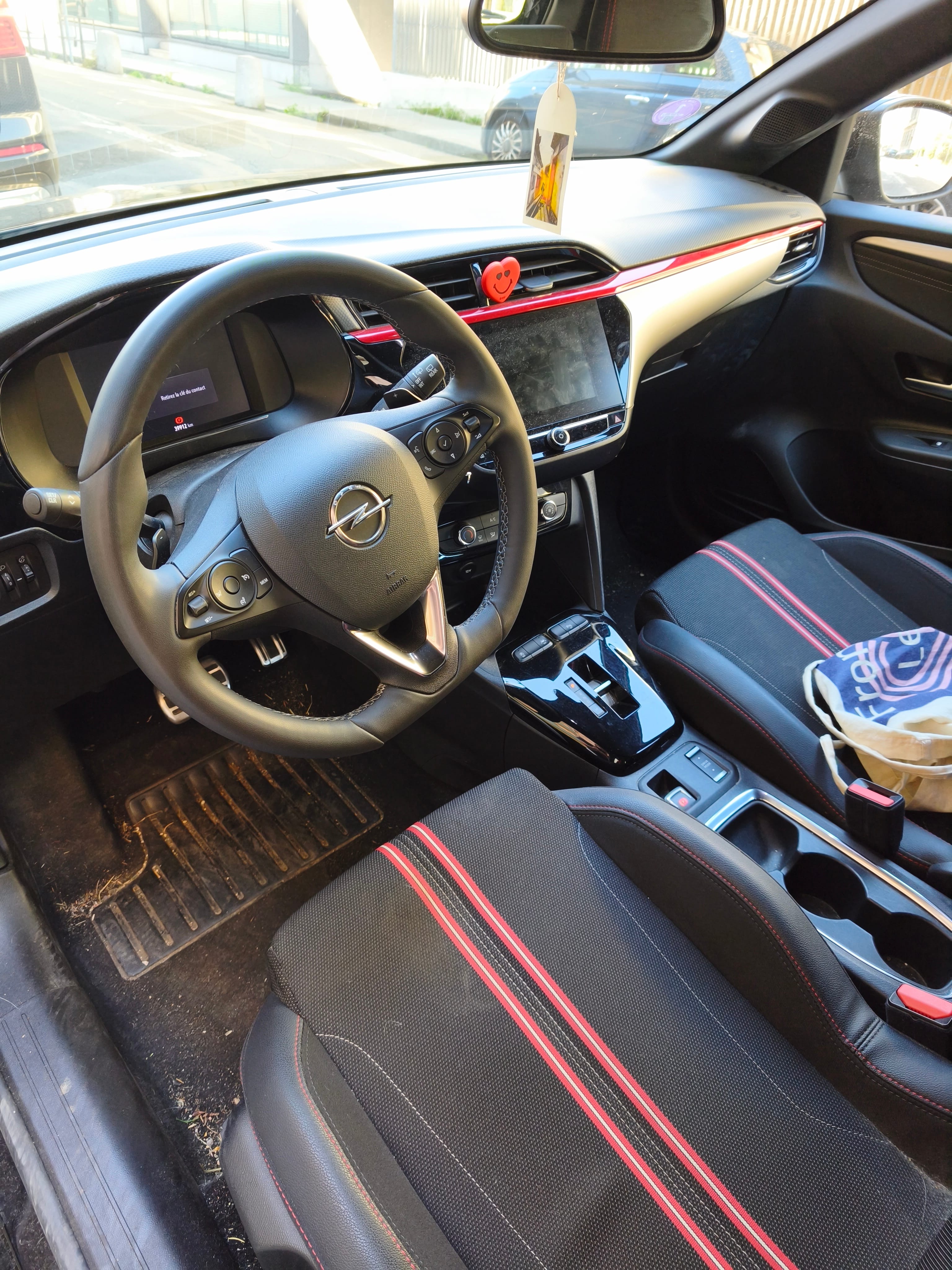 Opel Corsa avec Régulateur de vitesse