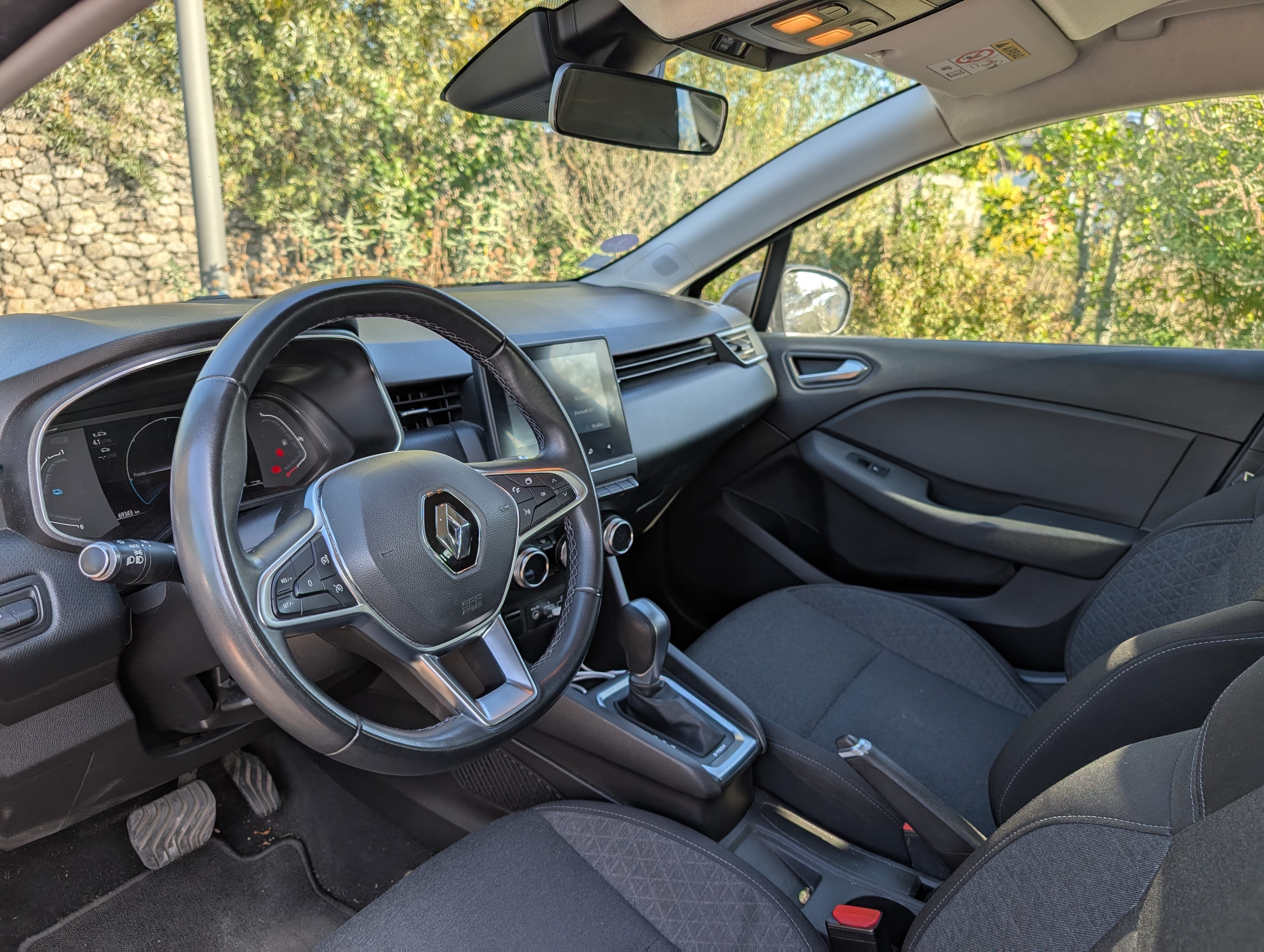 Renault Clio E-tech avec Régulateur de vitesse