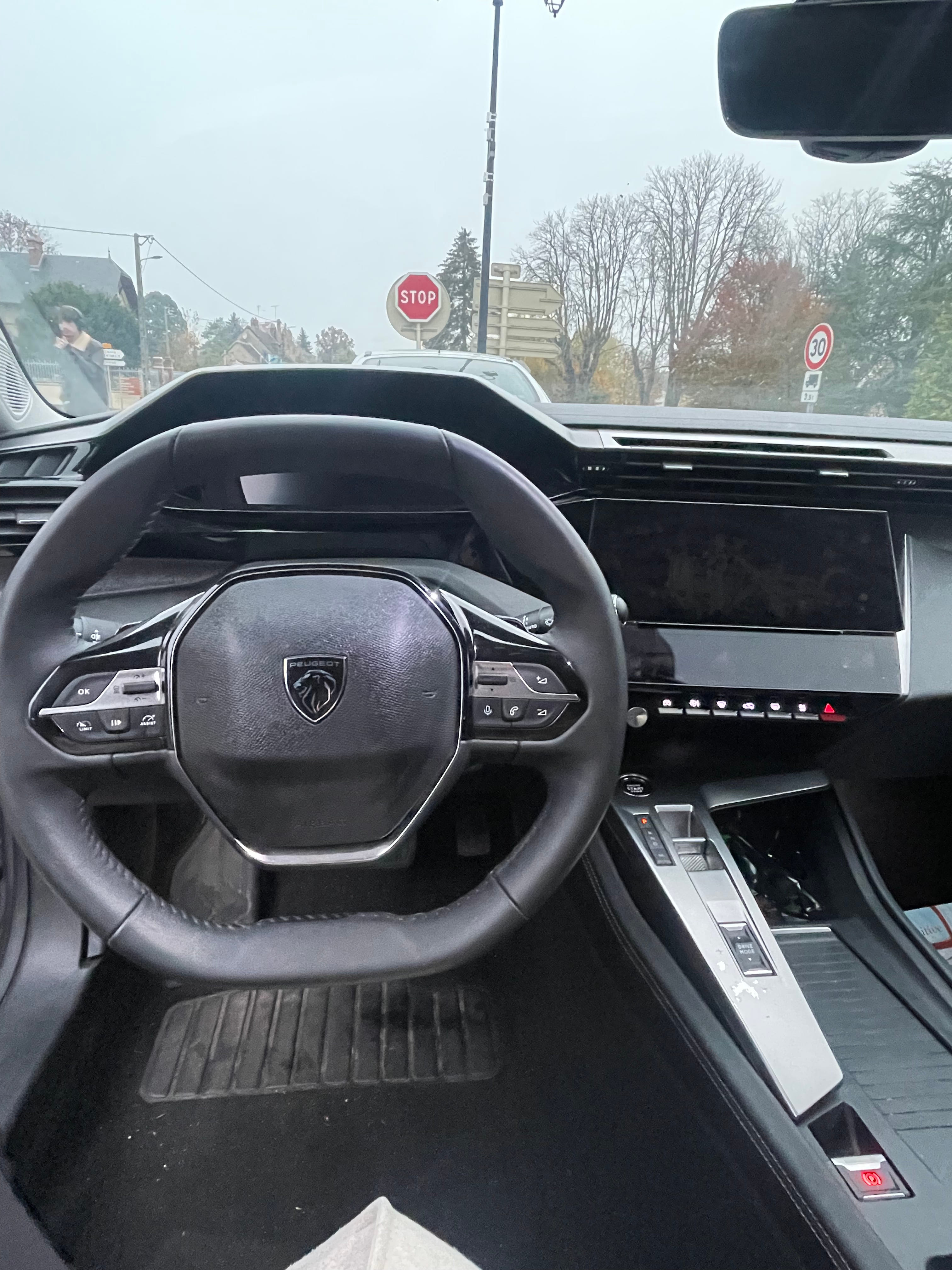 Peugeot 308 avec GPS