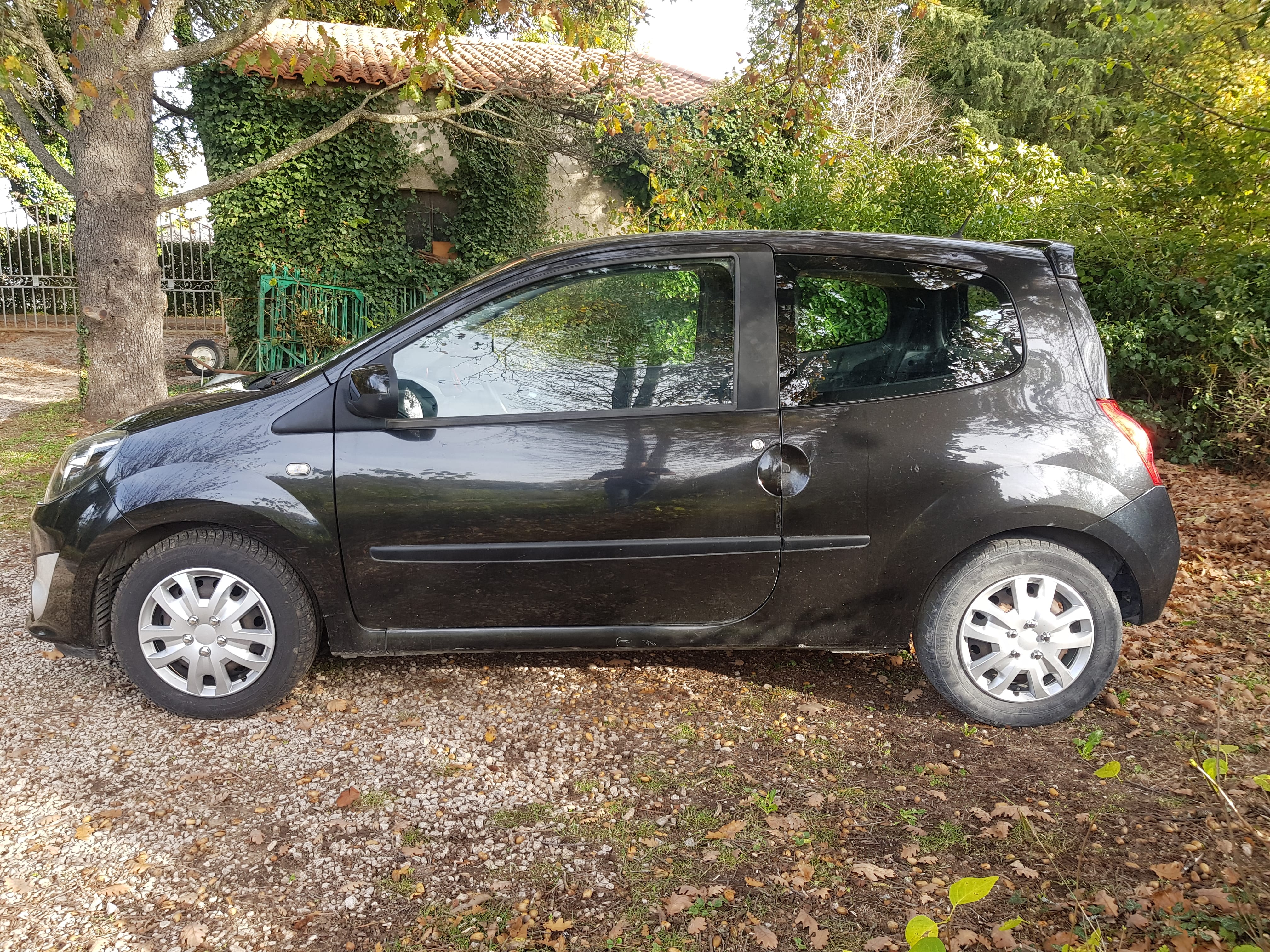 Renault Twingo  DIESEL - OPEN - NO CLIM with Baby seat