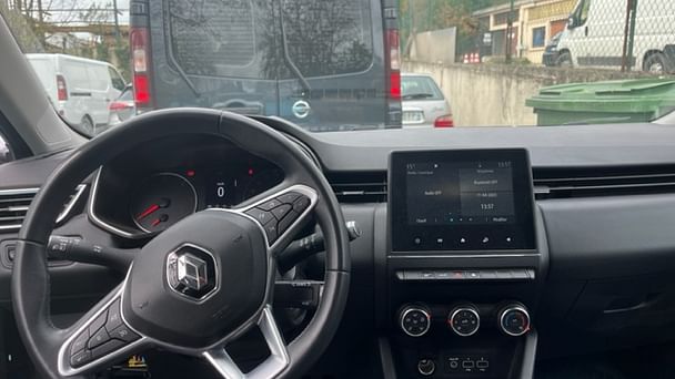 Renault Clio avec Entrée audio / iPod