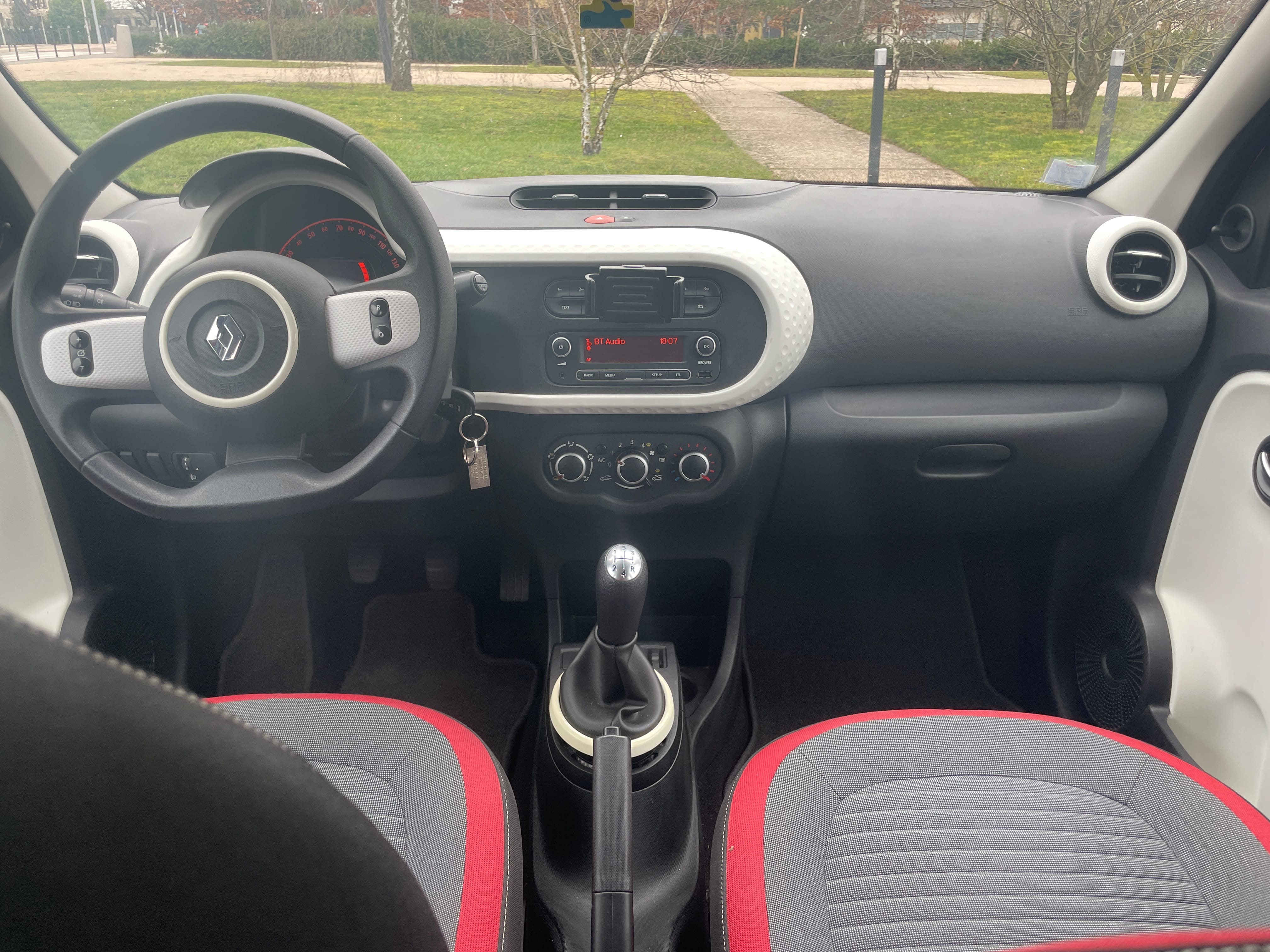 Renault Twingo III avec Audio Bluetooth
