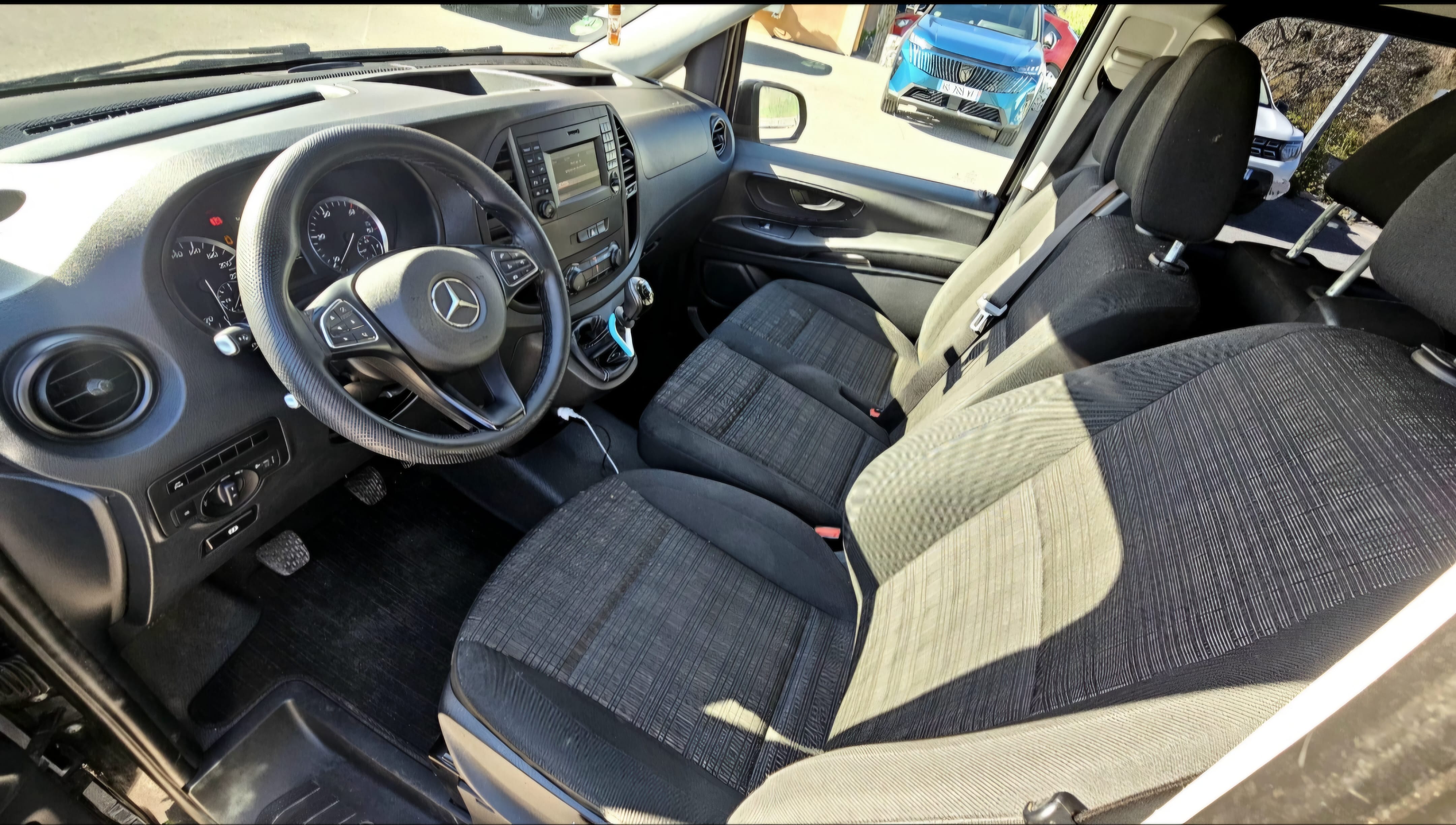 Mercedes-Benz Vito Tourer avec GPS