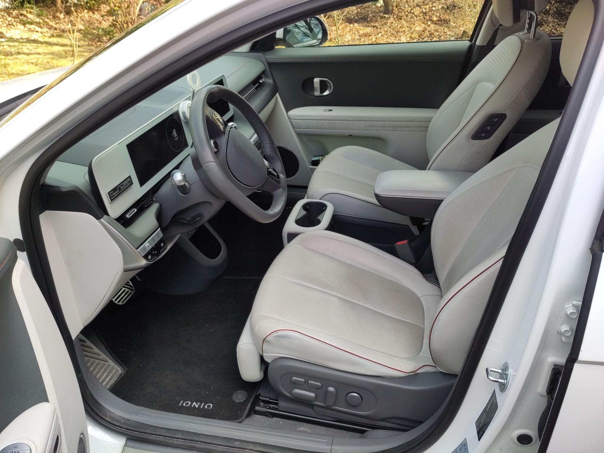 Hyundai Ioniq 5 Limited mit Kindersitz