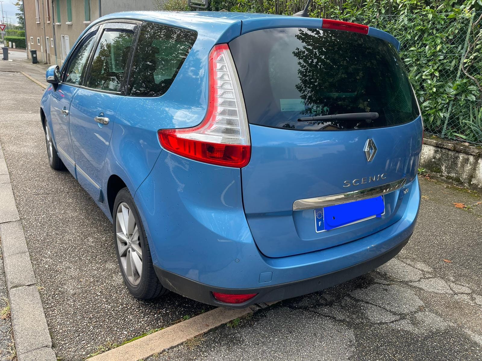 Renault Scenic III Grand 7 places 1.6 DCI boîte automatique avec Régulateur de vitesse