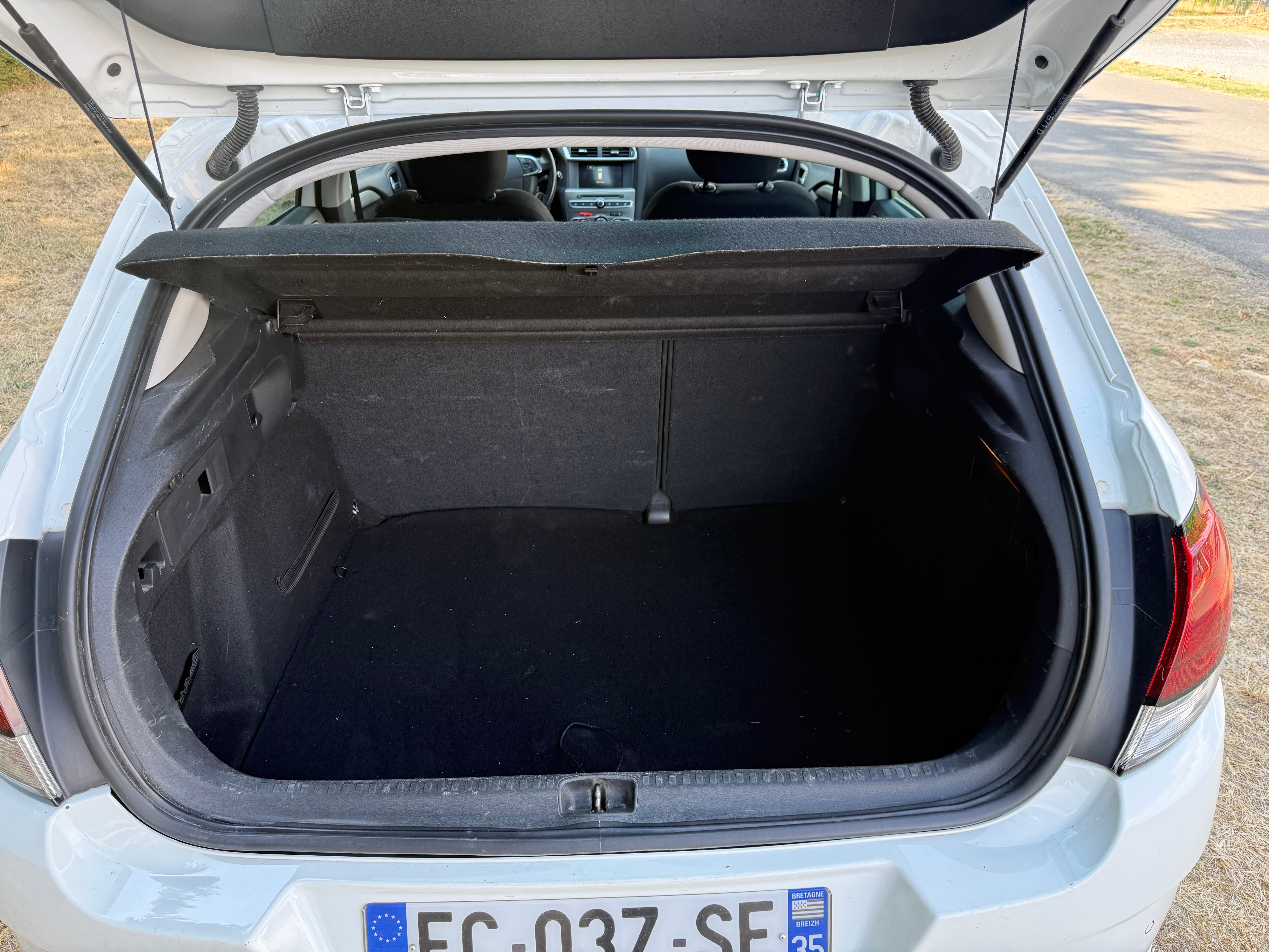 Citroen C4 avec Port USB