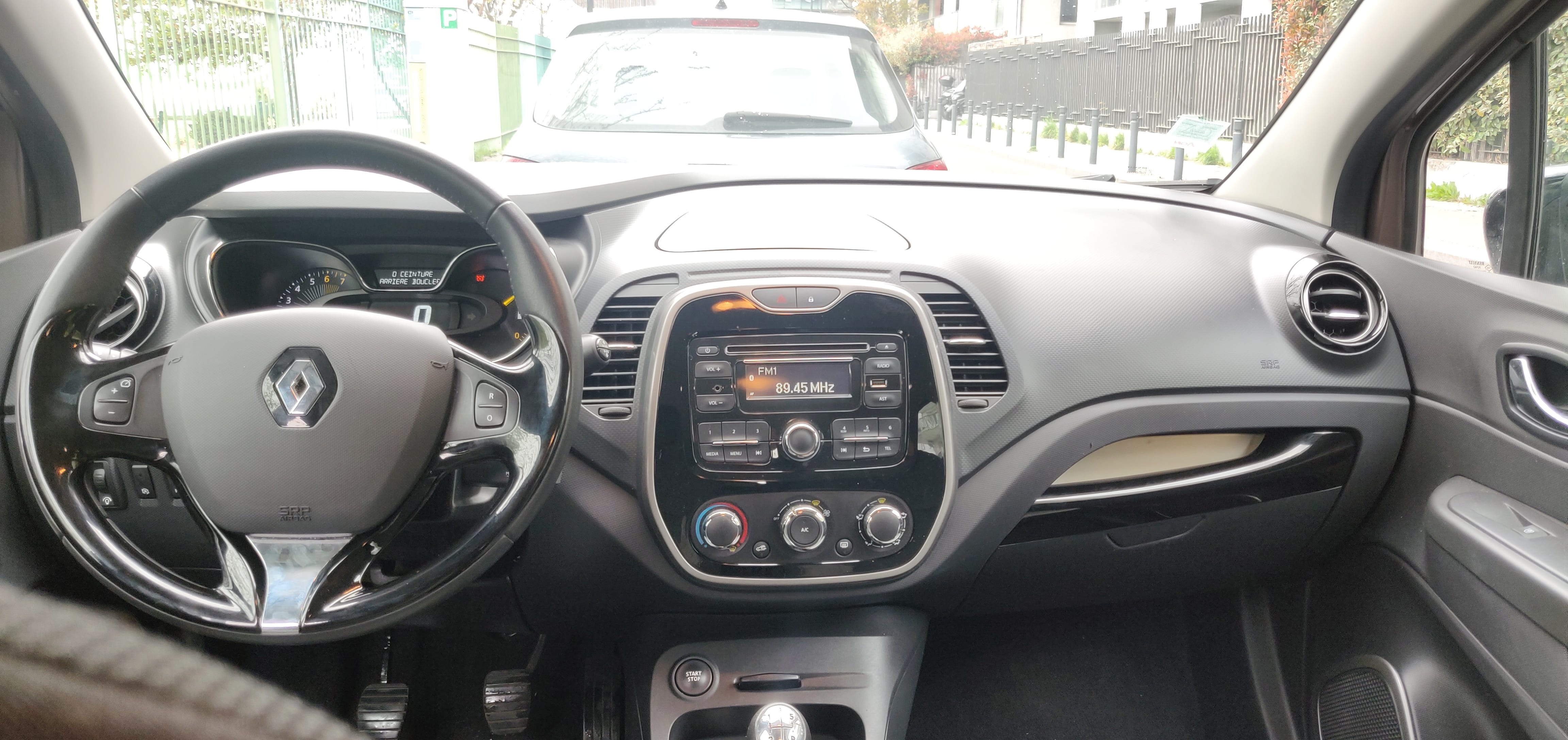 Renault Captur DQ432HT avec GPS