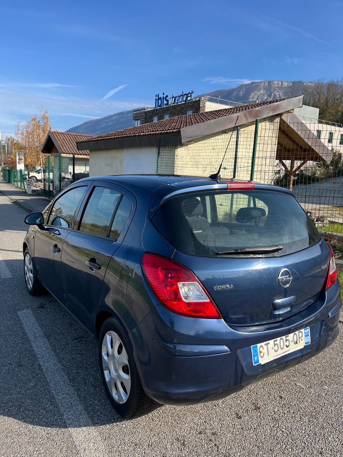 Opel Corsa avec Climatisation