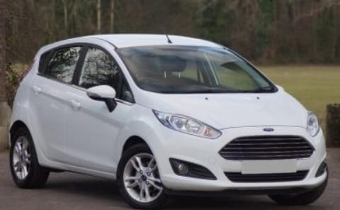 Ford Fiesta avec Climatisation