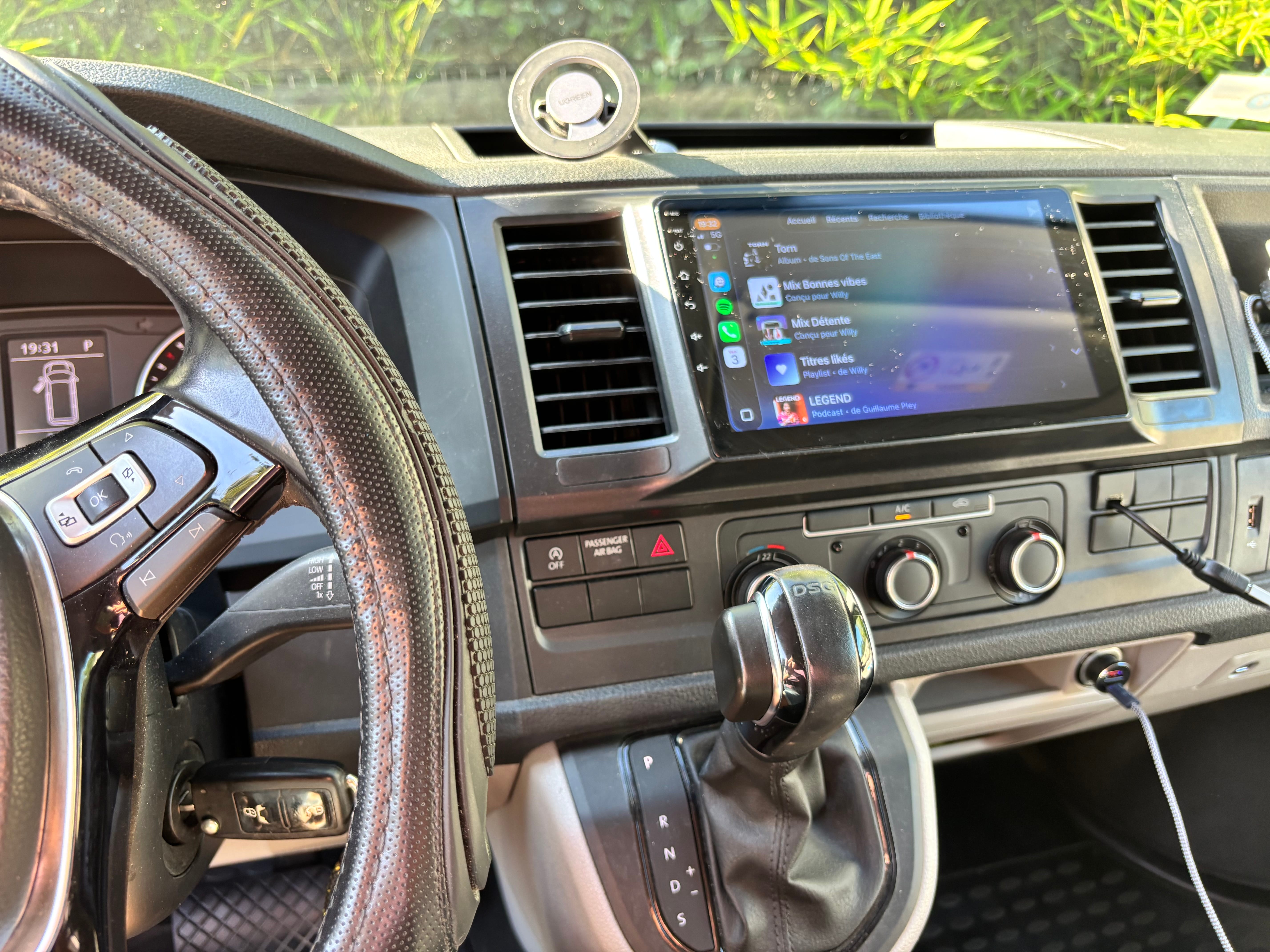 Volkswagen Transporter 2.0 TDI avec GPS