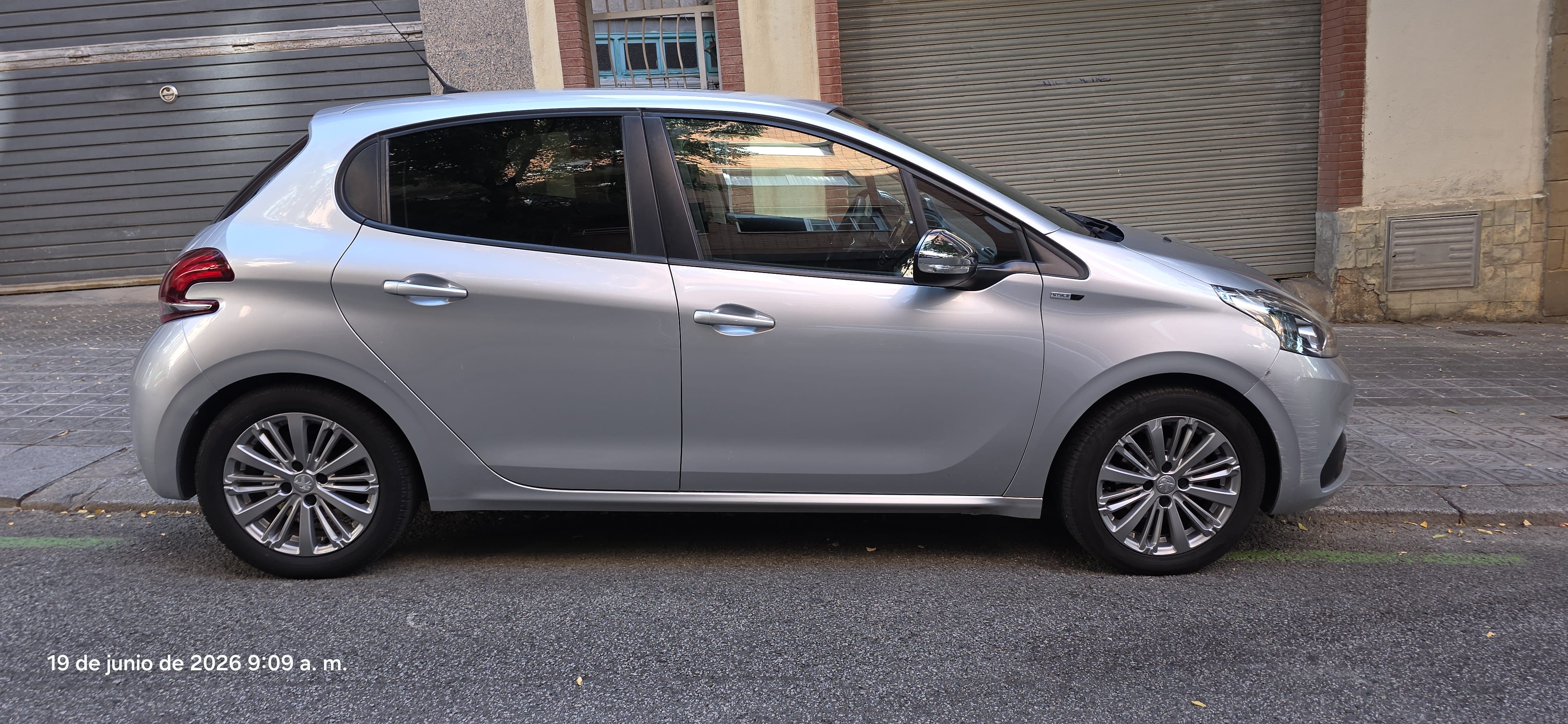 Peugeot 208 avec Climatisation