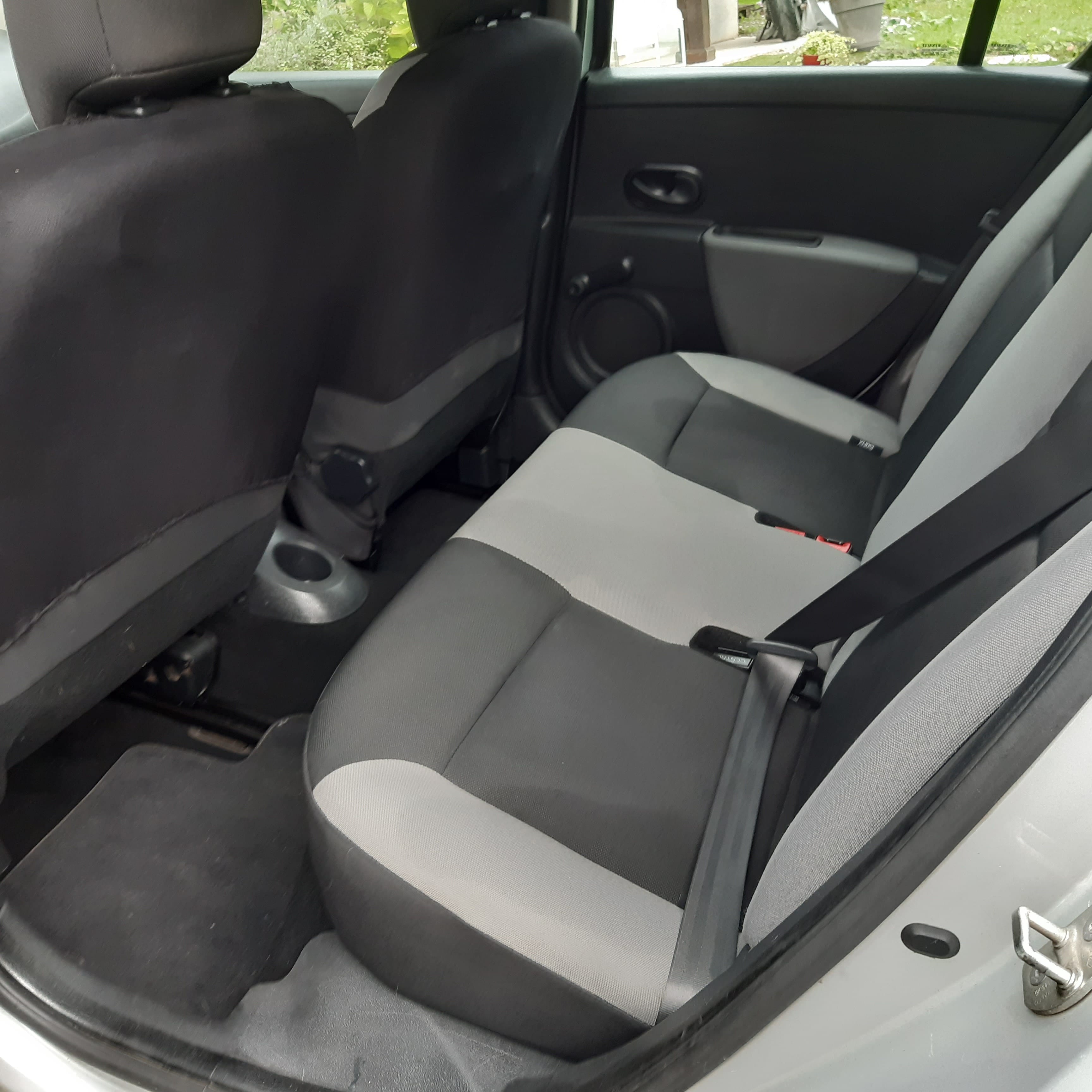 Renault Clio 1.5 DCI eco 2 avec Attelage