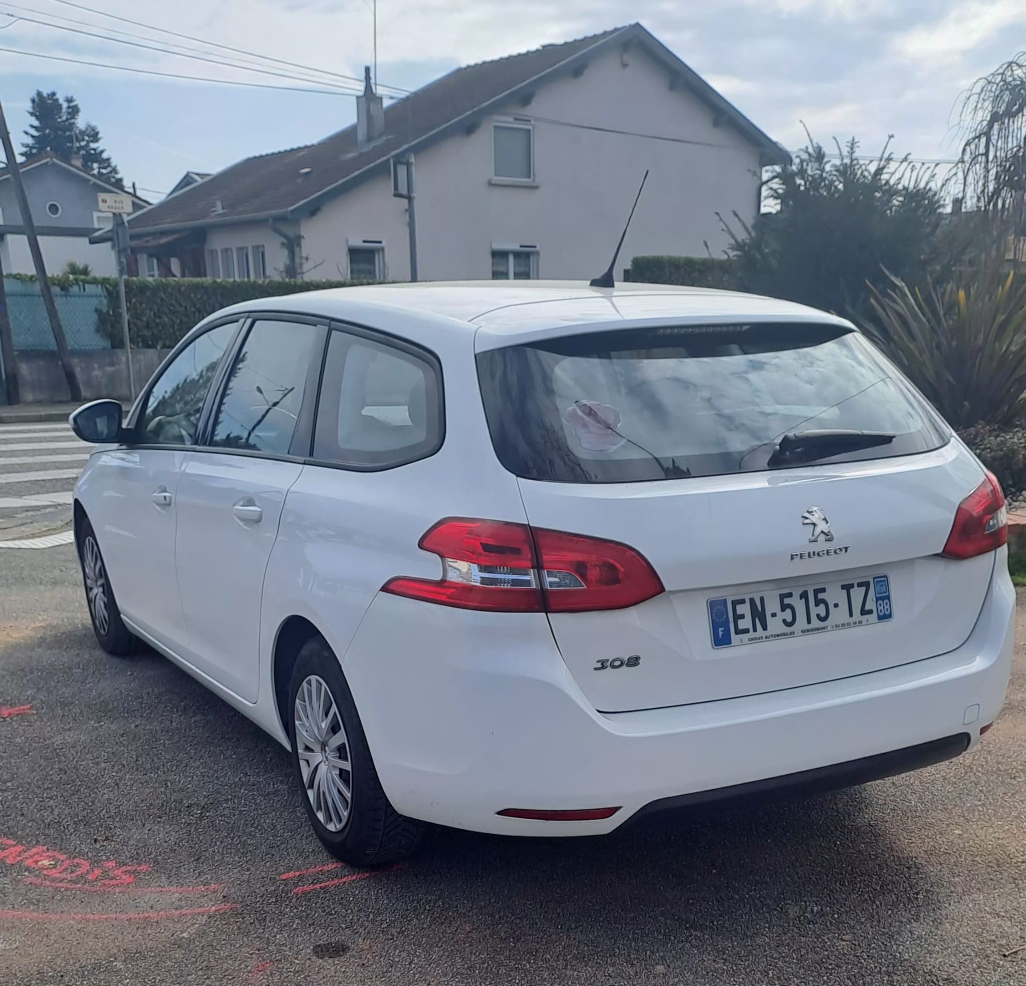Peugeot 308 SW avec GPS