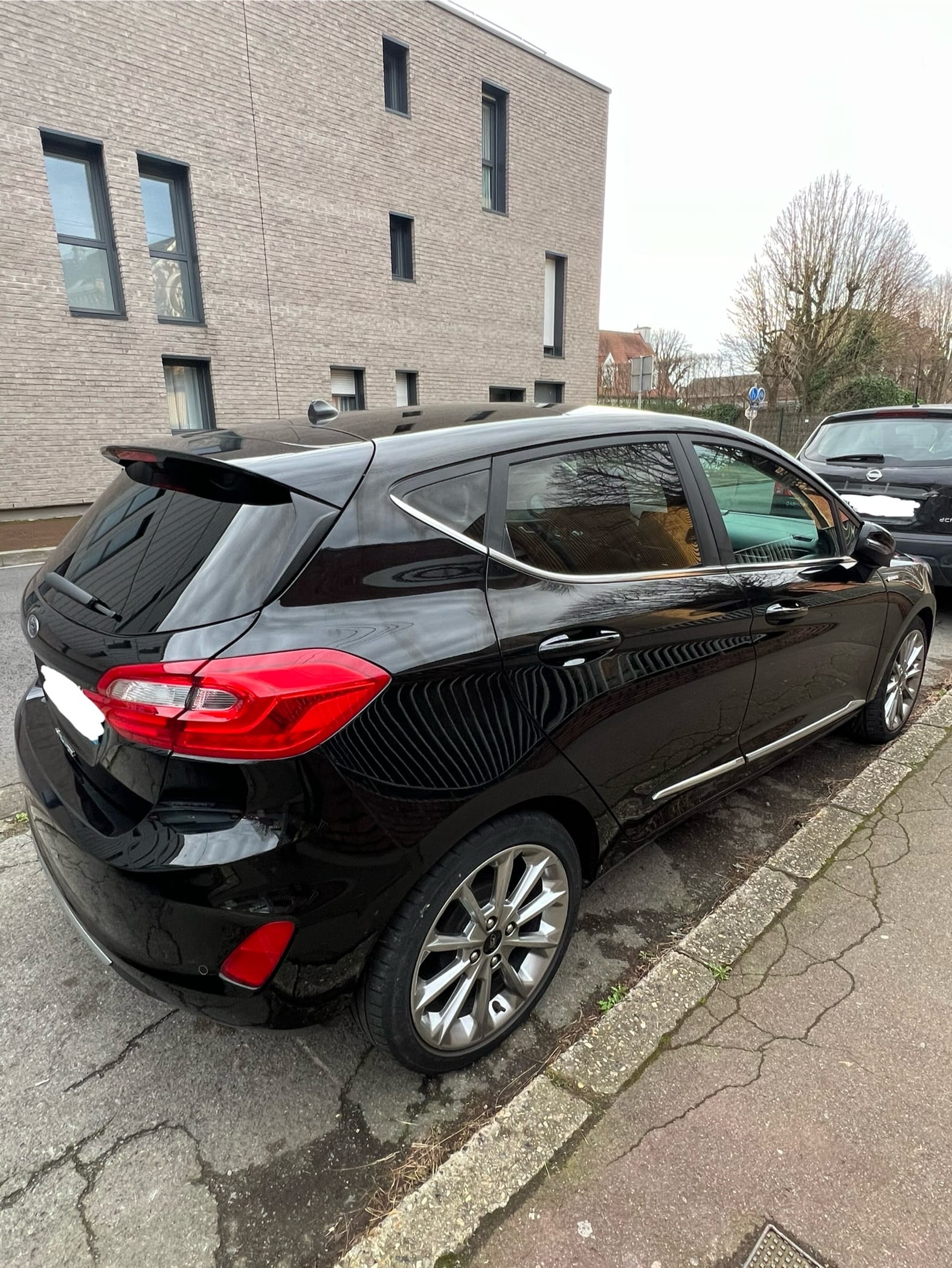 Ford Fiesta Business avec GPS