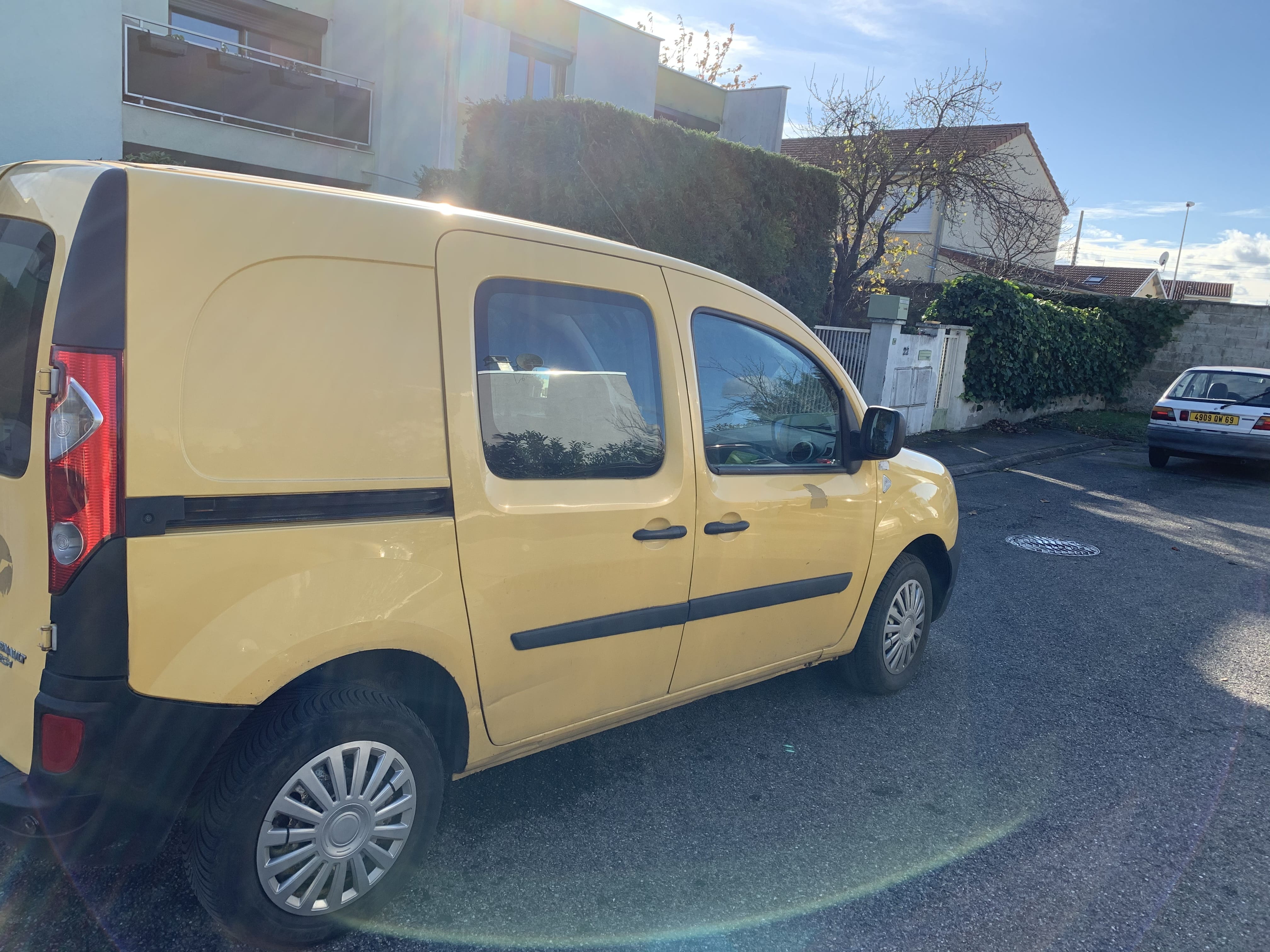 Renault Kangoo Express 1,5 dci avec Audio Bluetooth