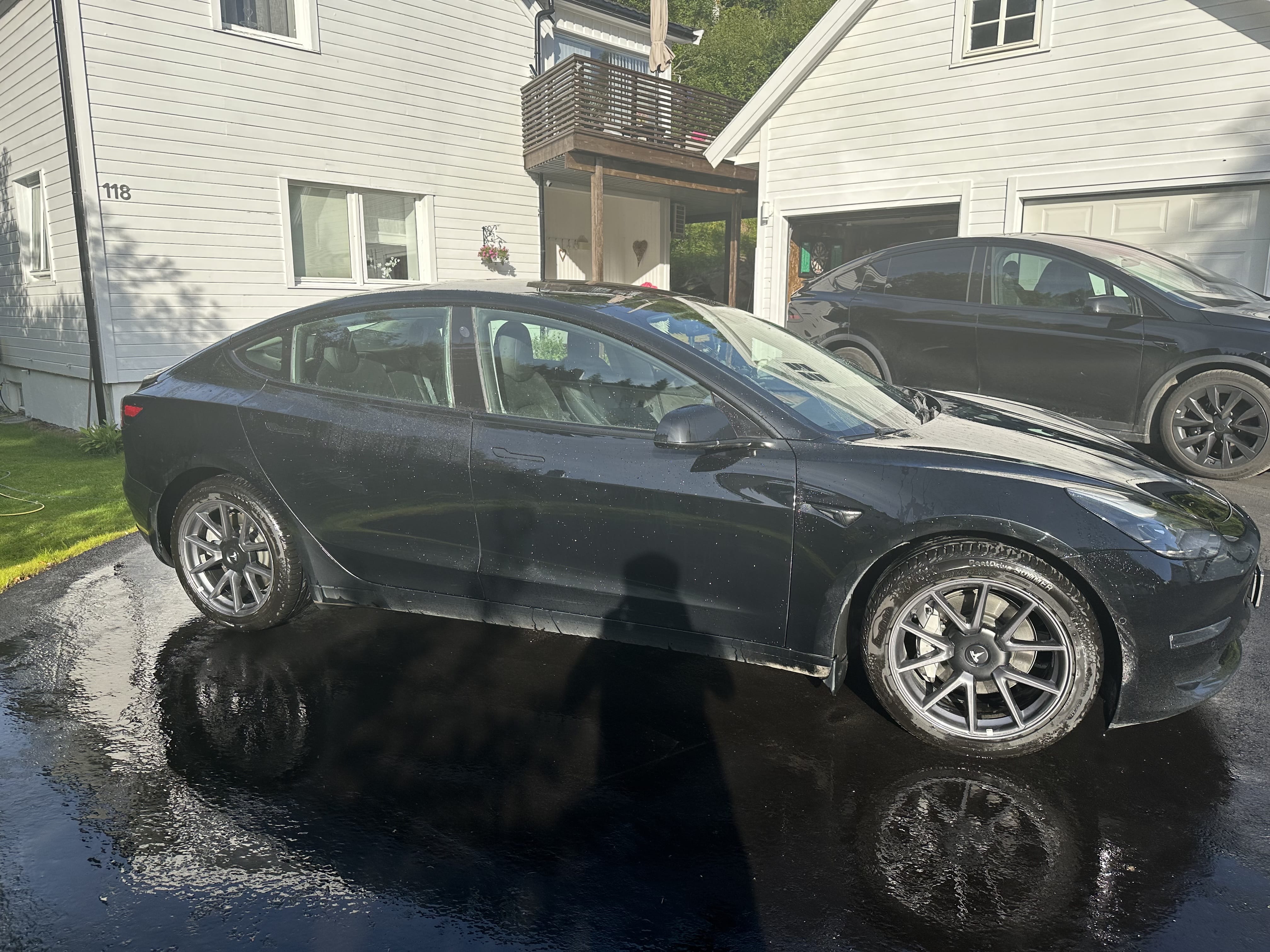 Tesla Model 3 Long Range med Aircondition
