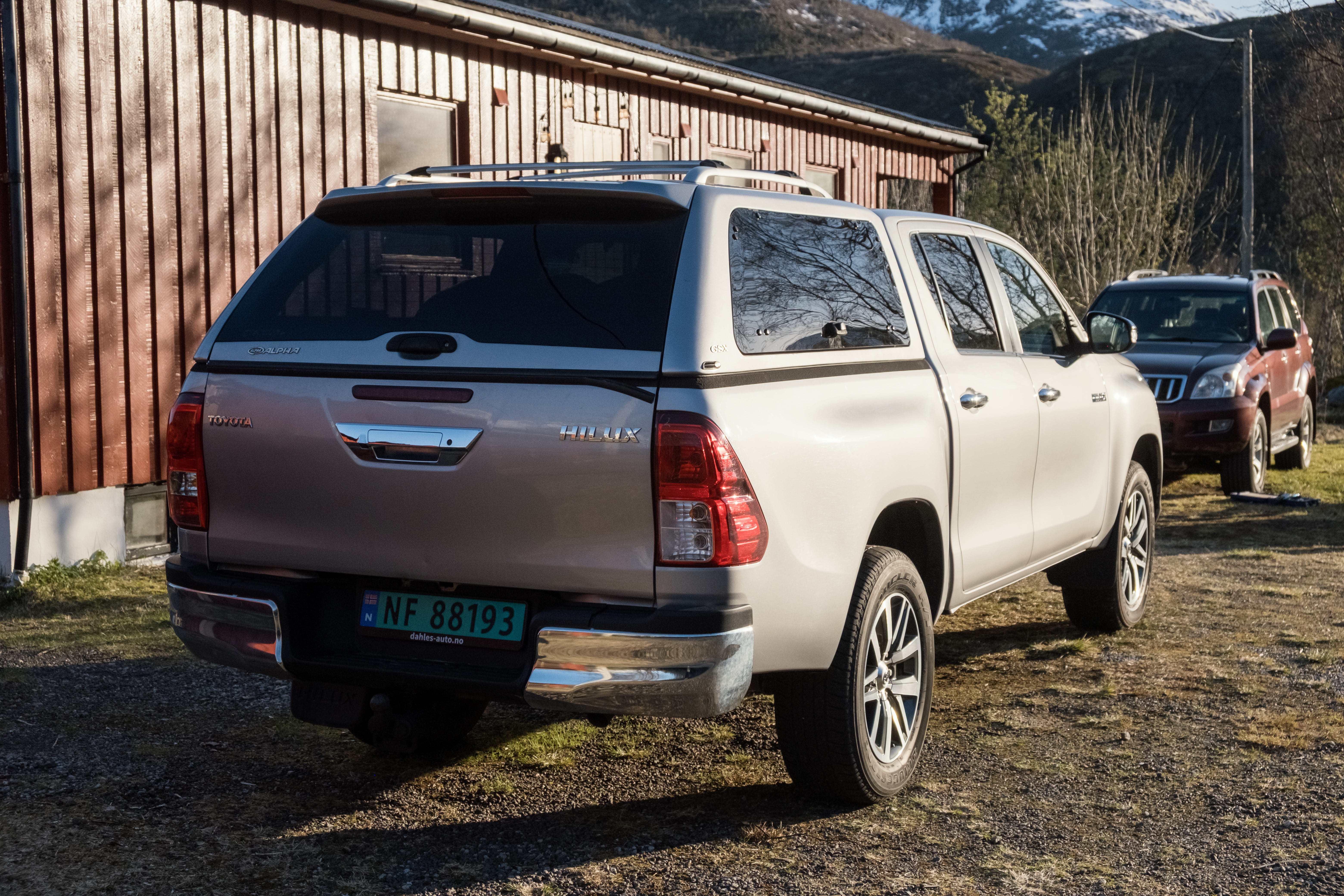 Toyota Hilux Dobbelt Førerhus with Backup camera