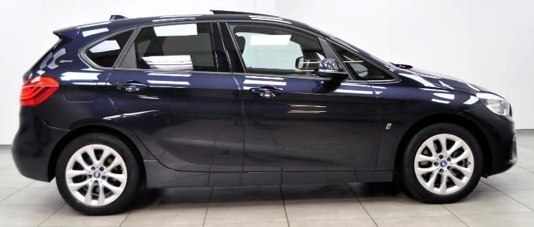 BMW  225xe Active Tourer con GPS