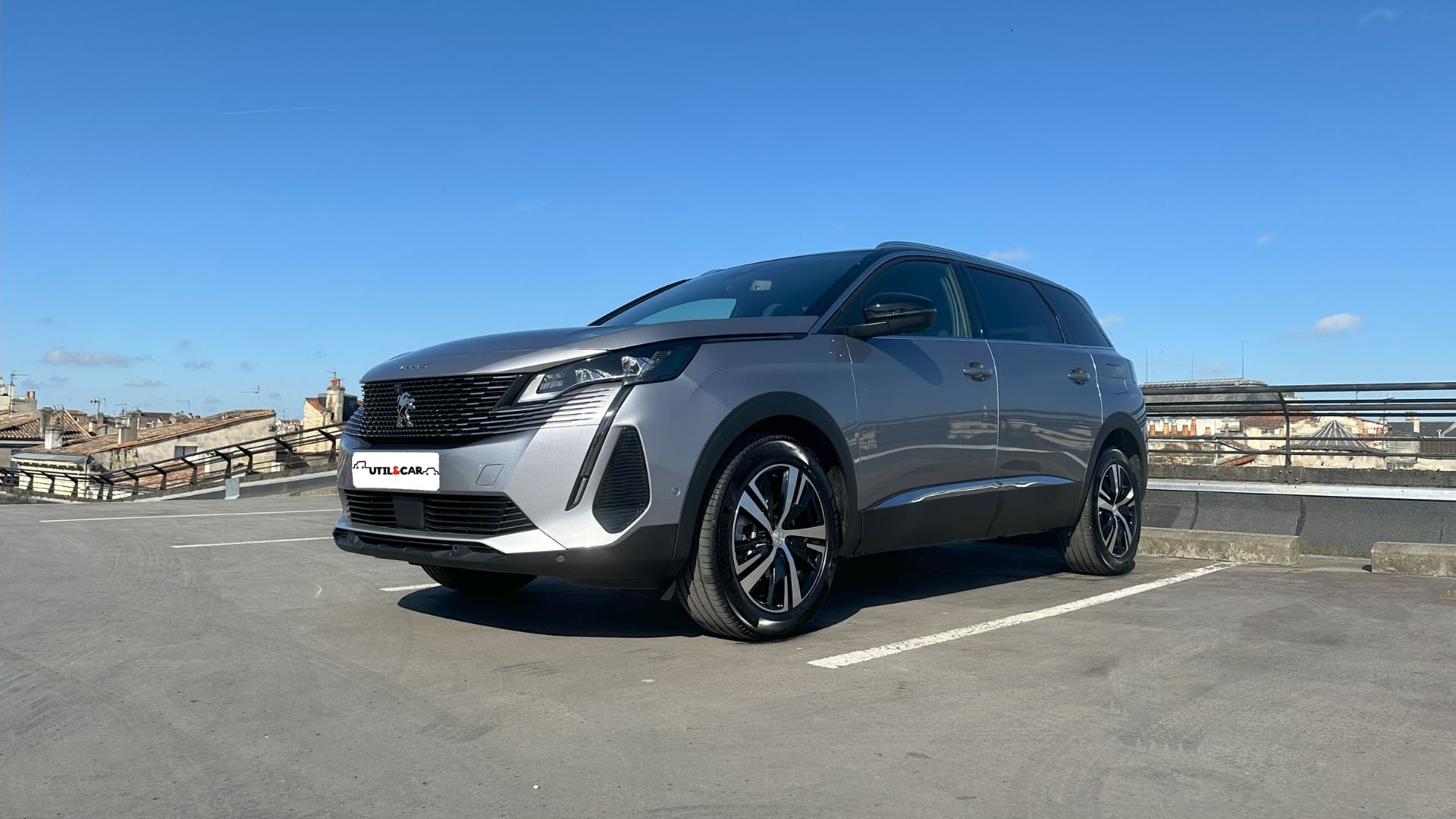 Peugeot 5008 GT 7pl | AUTO | Sièges Chauff. | GARE ST-JEAN (750m), 2023, Essence 95, automatique, 7 places