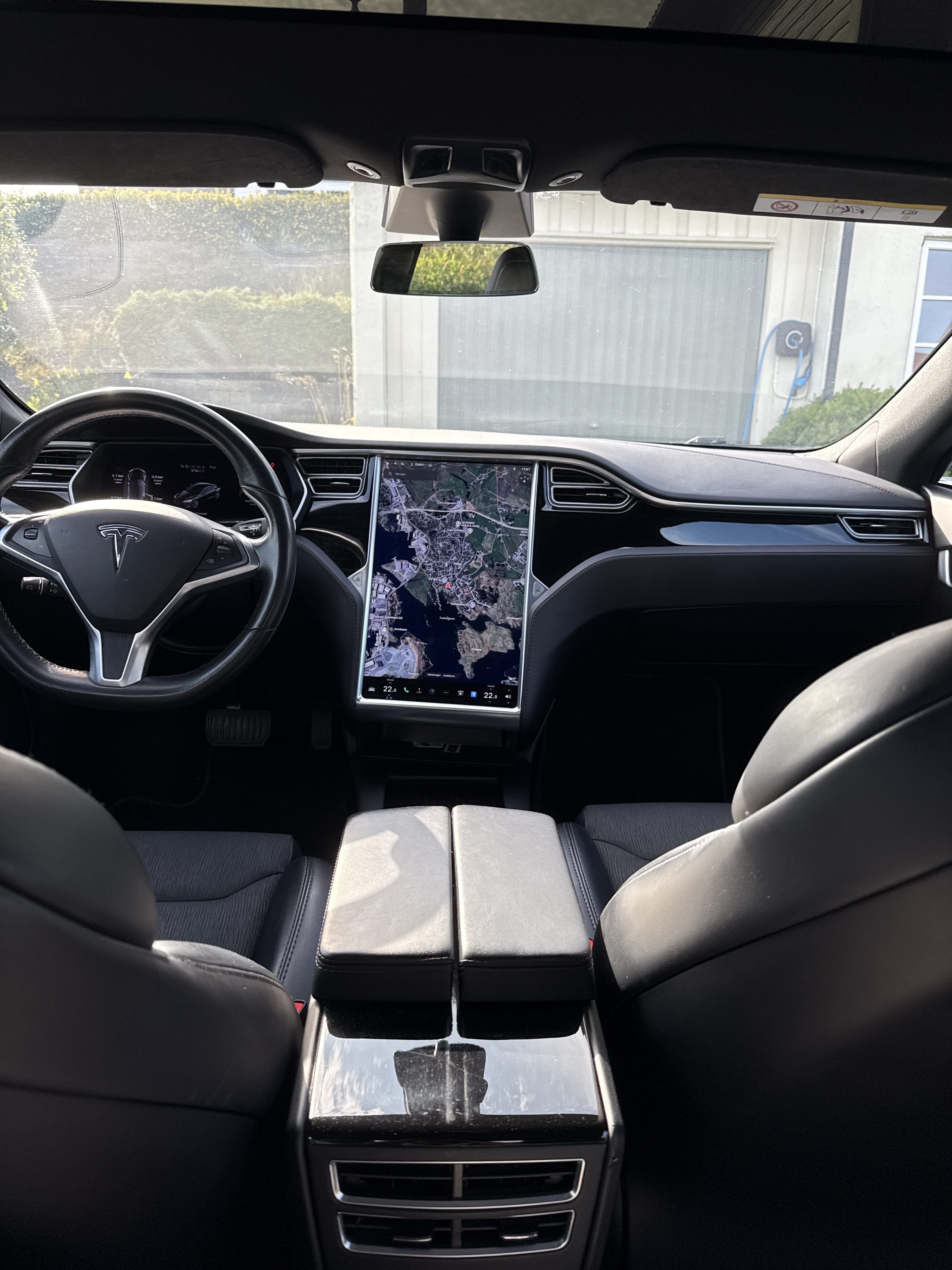 Tesla Model S 75D med Cruisekontroll