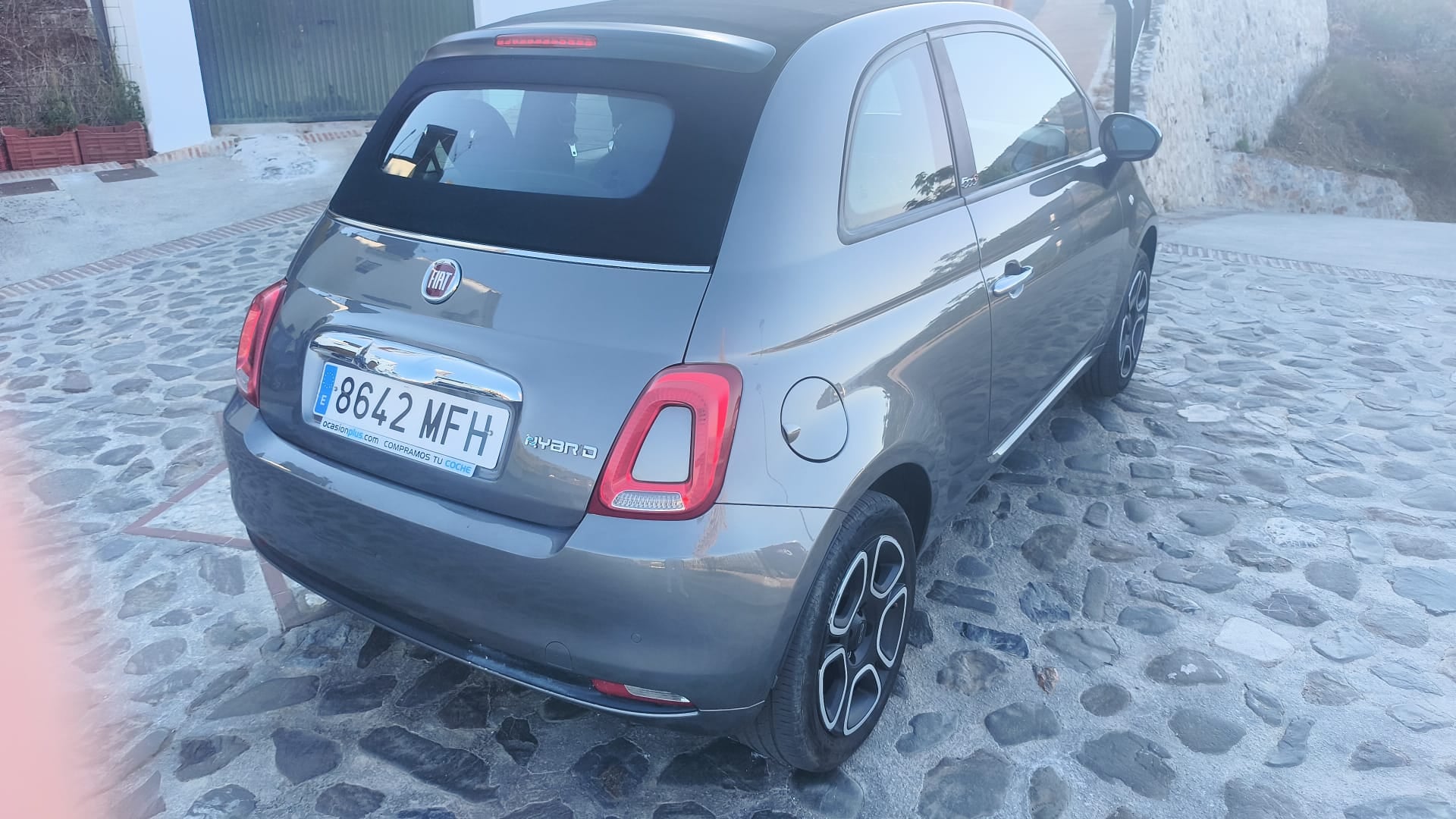 Fiat 500 C Híbrido Cabriolet met Apple CarPlay