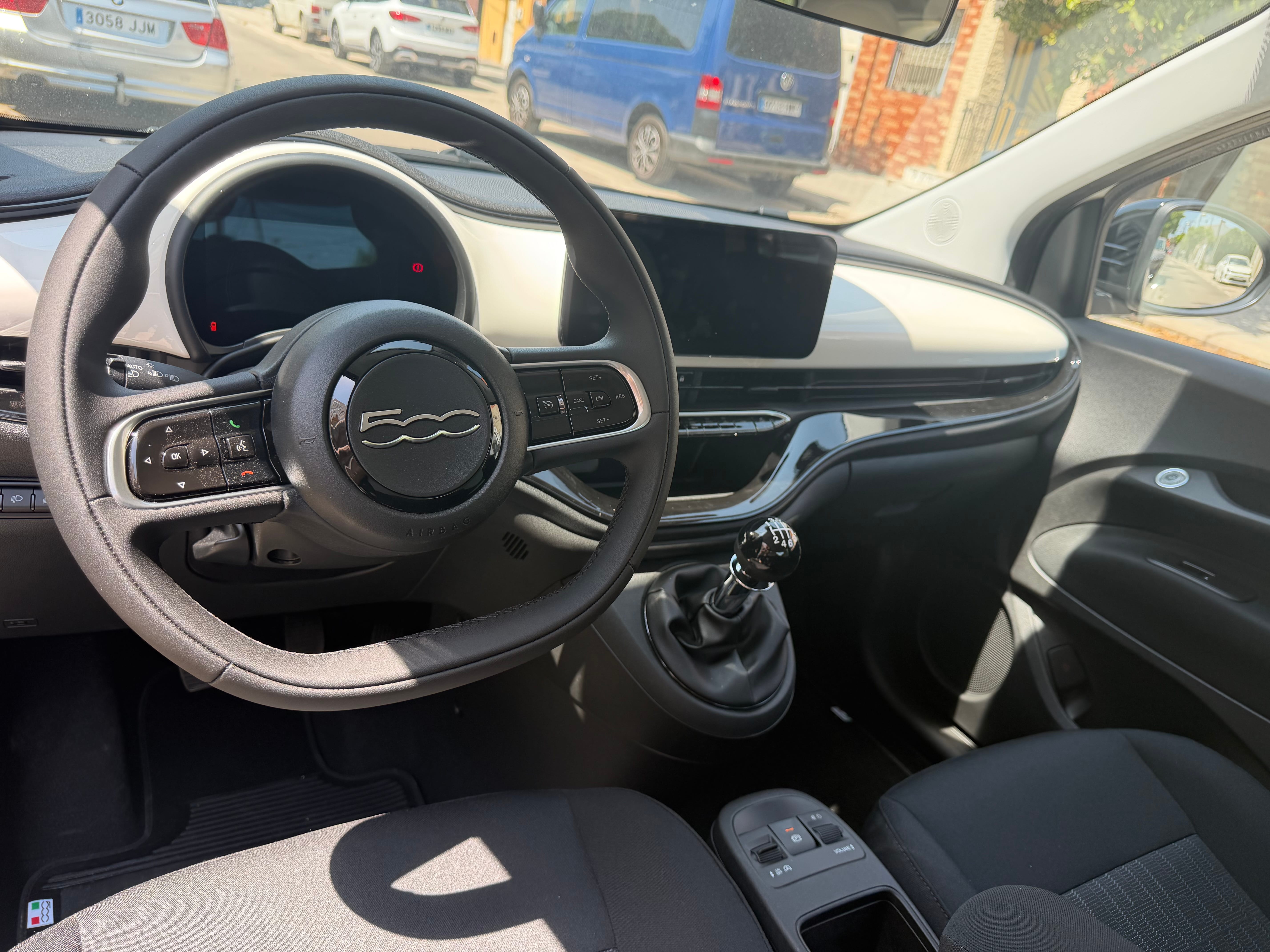 Fiat 500 1.0 avec GPS