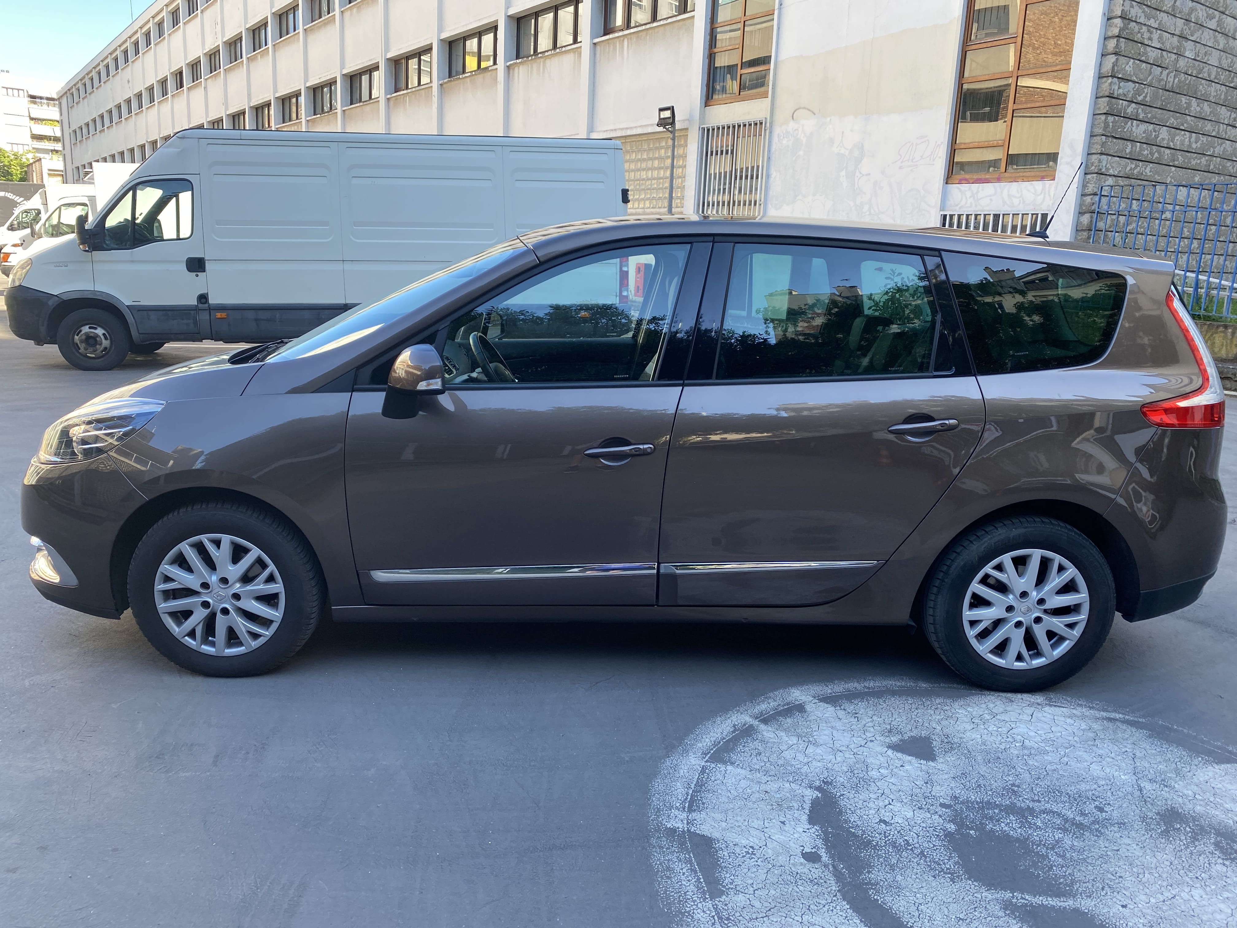 Renault Grand Scenic III 783 mit Klimaanlage