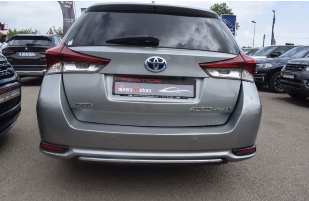 Toyota Auris Touring Sports avec Régulateur de vitesse