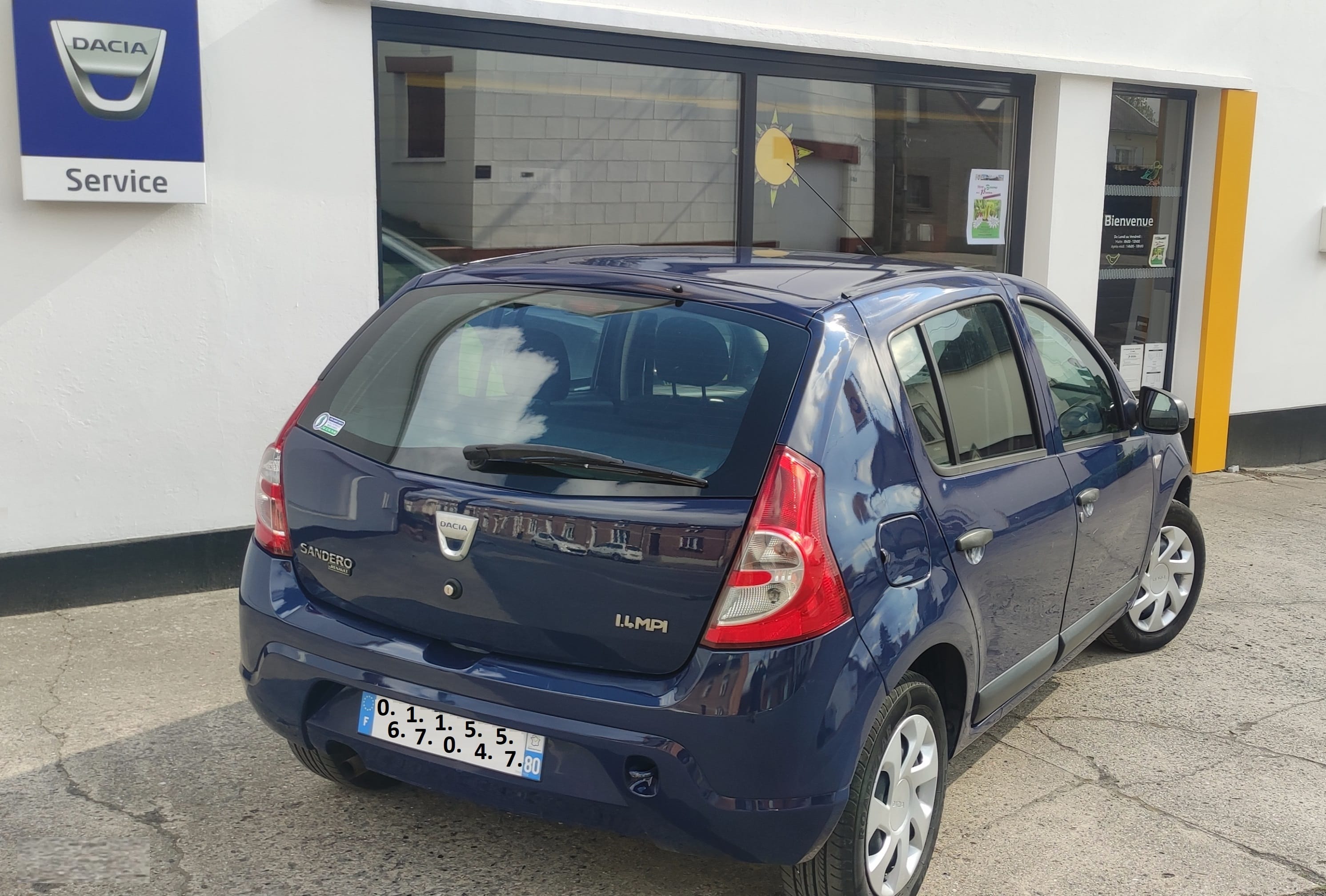 Dacia Logan ECO-POLYVALENTE, 2012, Essence 95