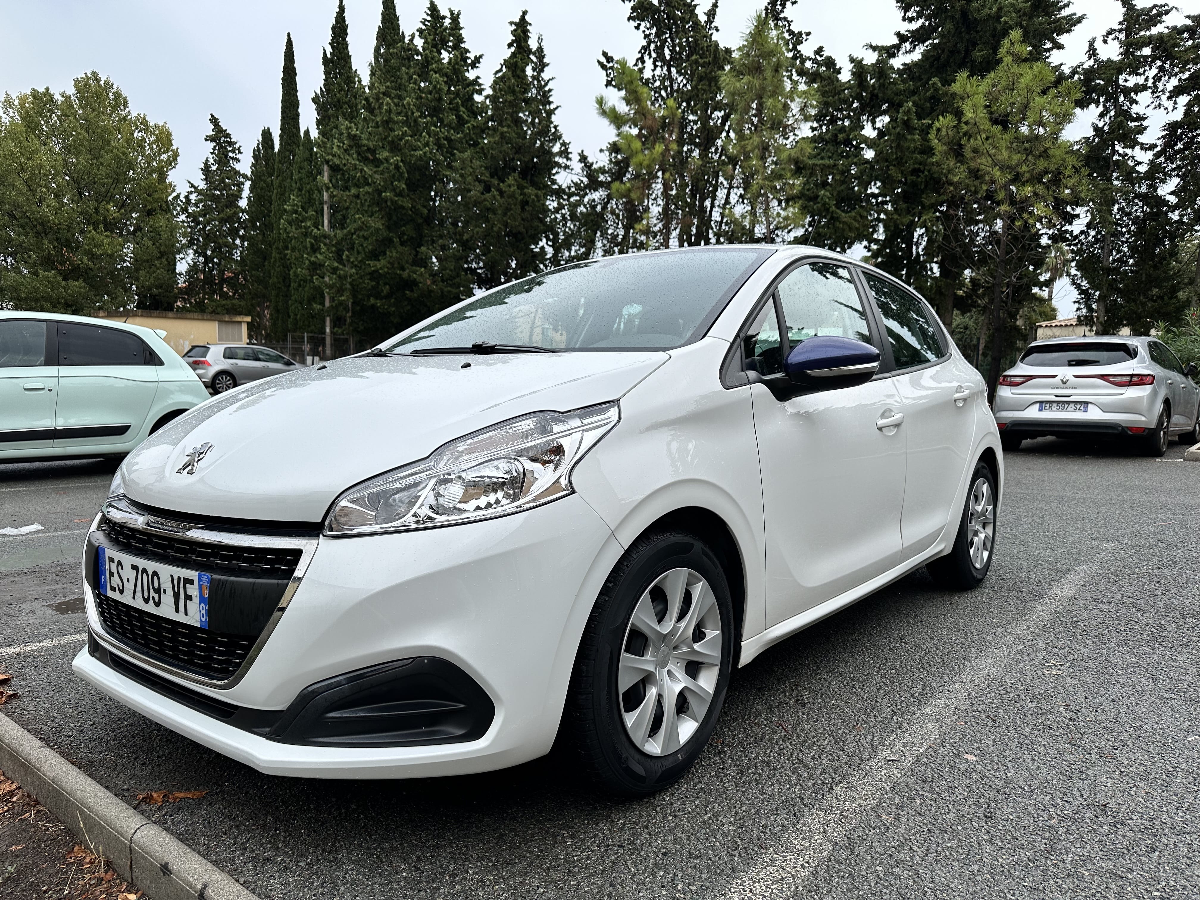 Peugeot 208, 2017, Essence 95