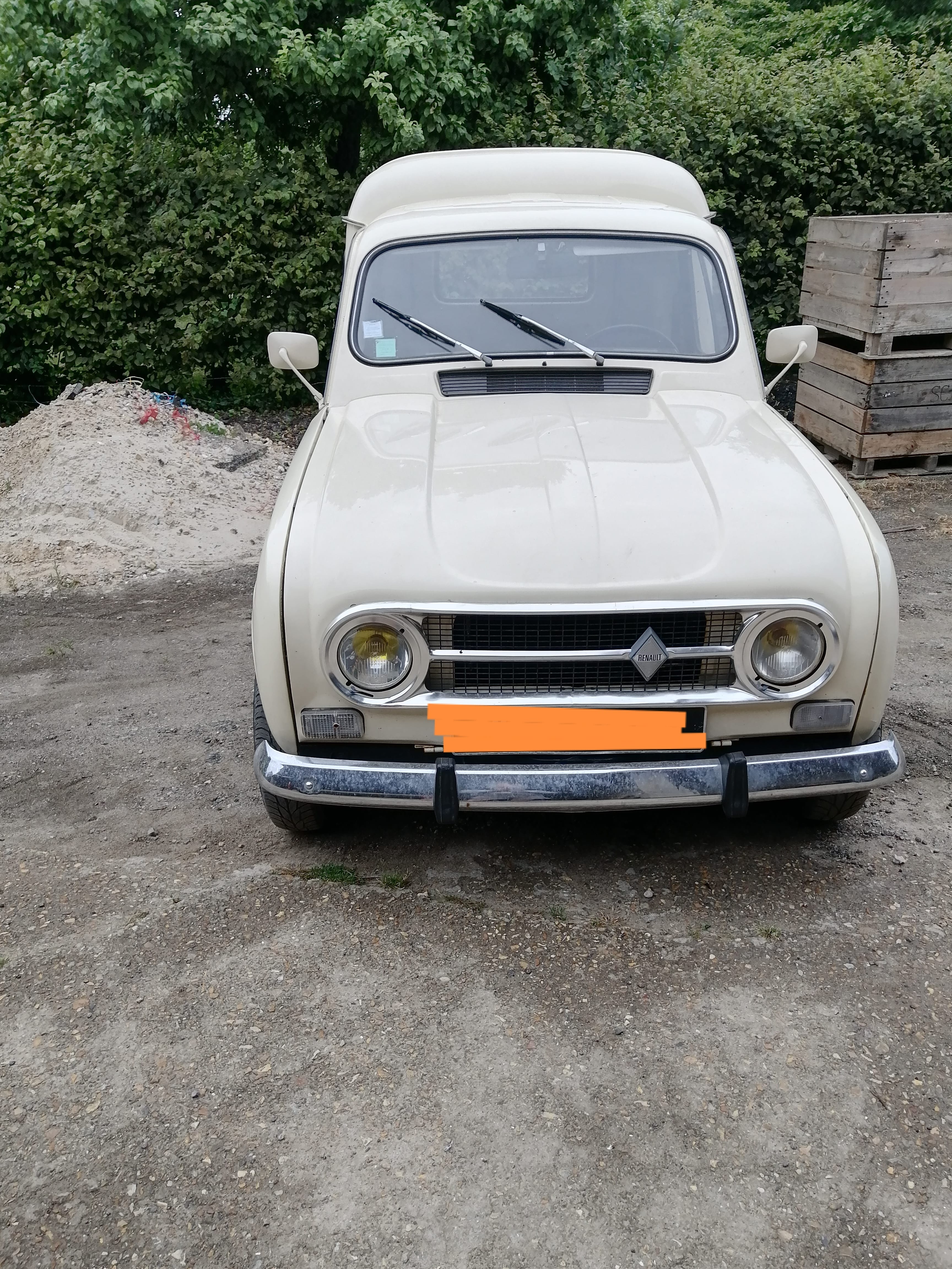 Renault R4, 1984, Essence 98