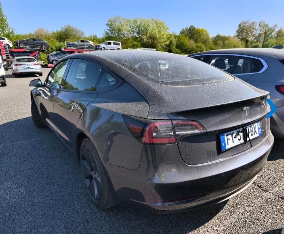 Tesla Model 3 Long Range avec Climatisation